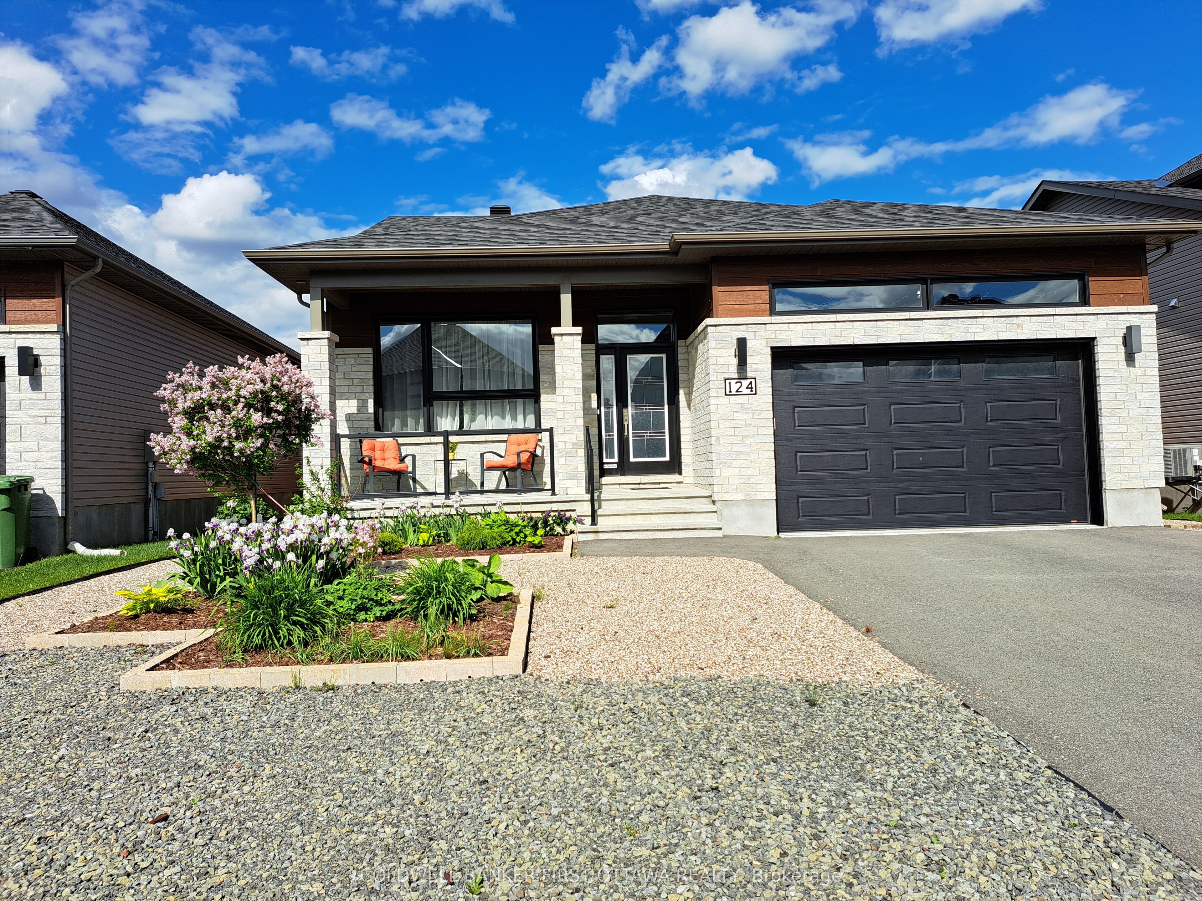 124 Lyon Street Property Photo 29