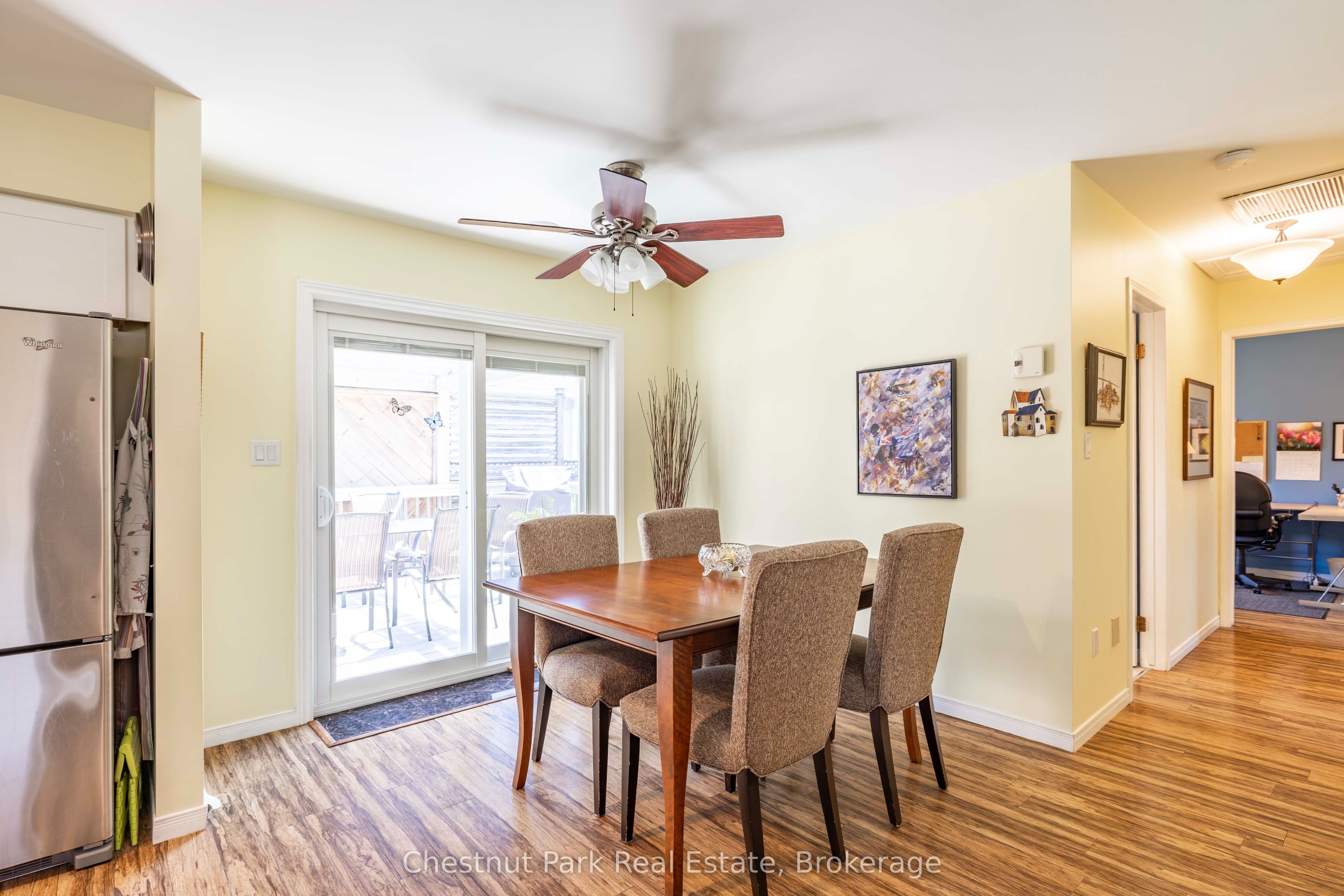 861 Arlington Street Property Photo 6
