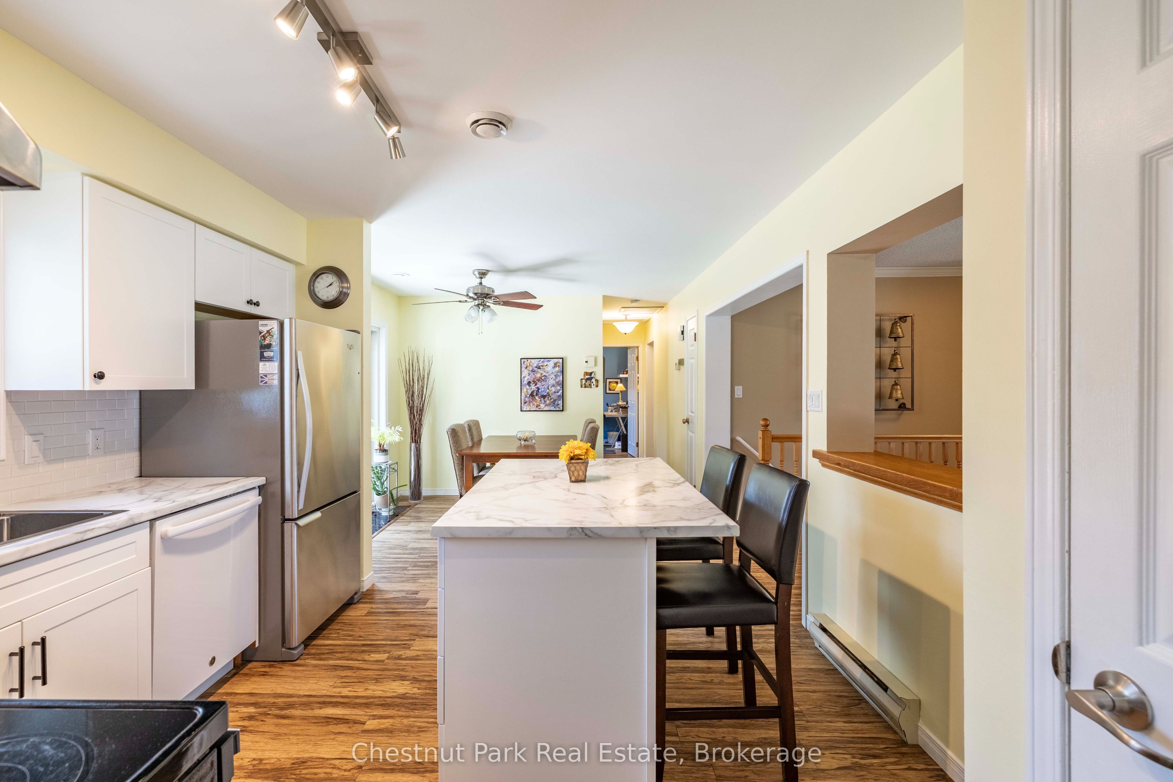 861 Arlington Street Property Photo 12