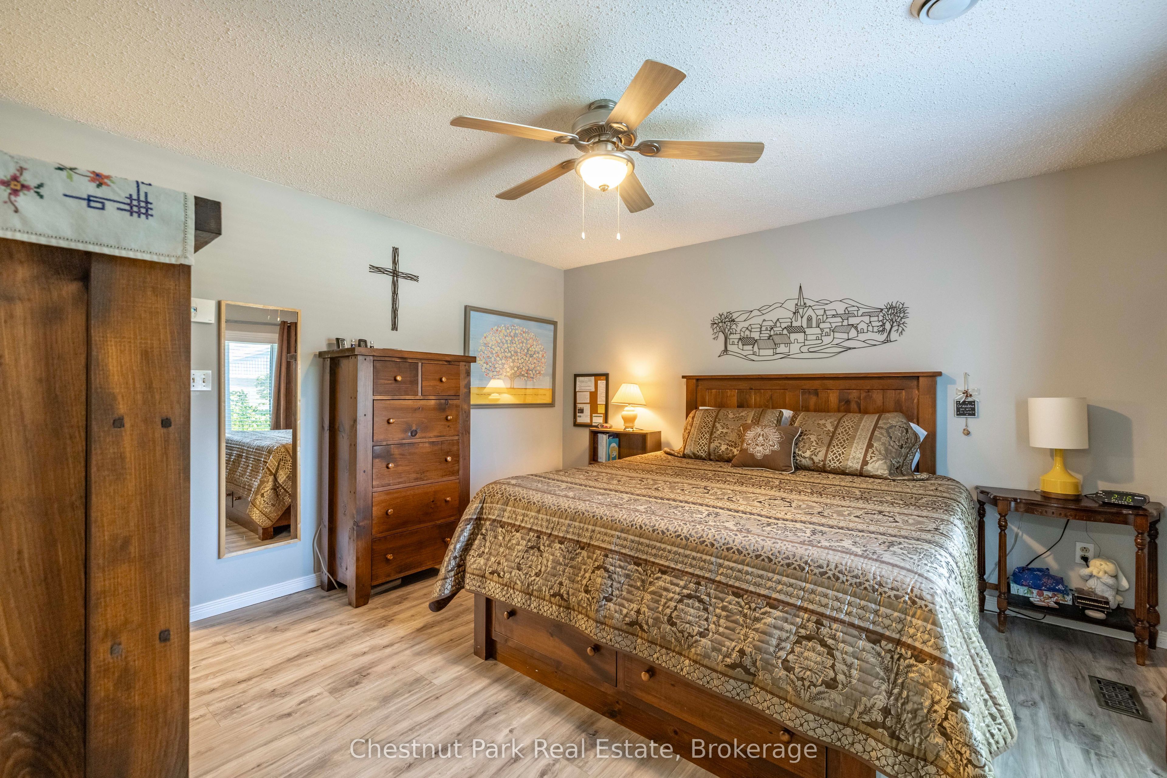 861 Arlington Street Property Photo 16