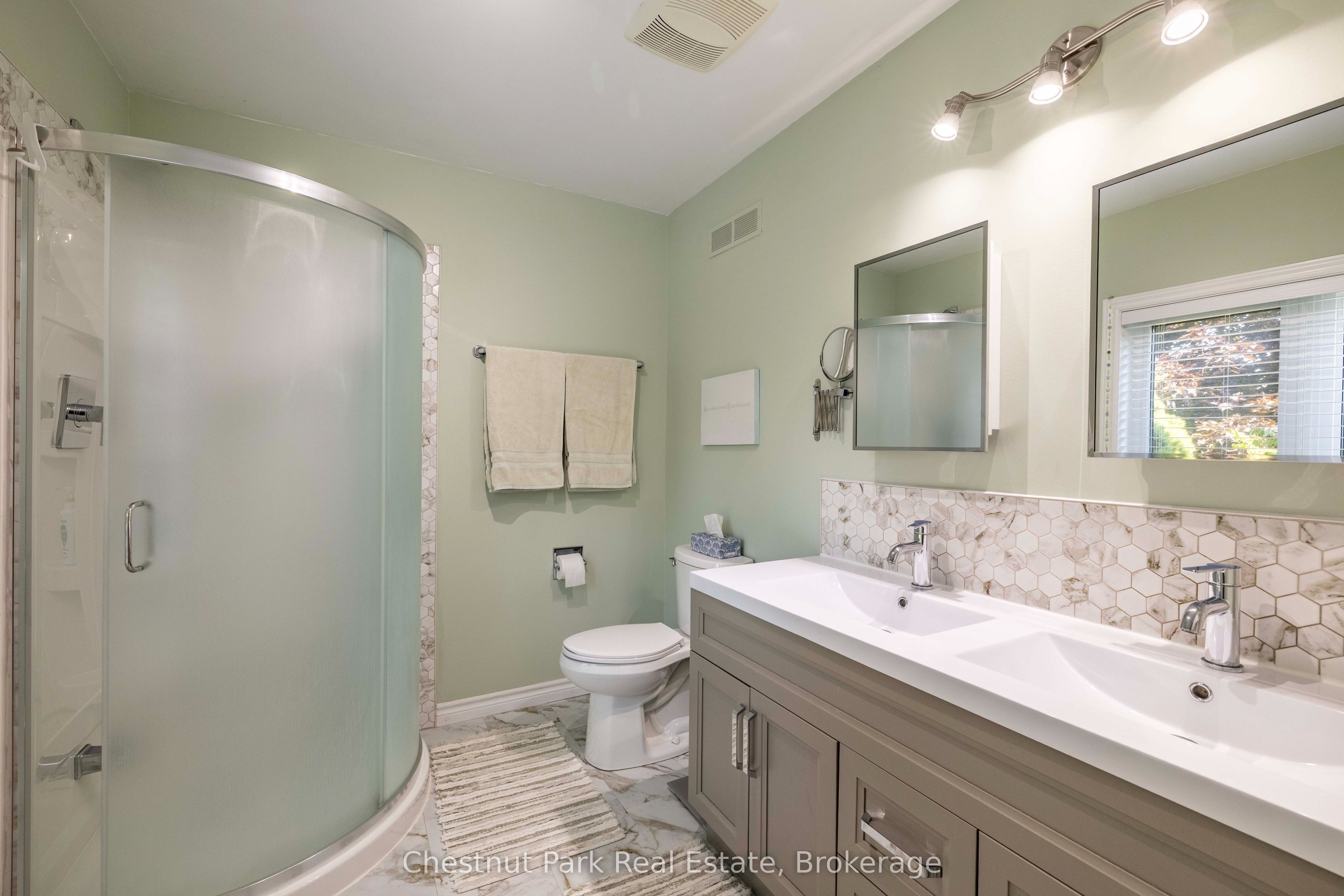 861 Arlington Street Property Photo 17