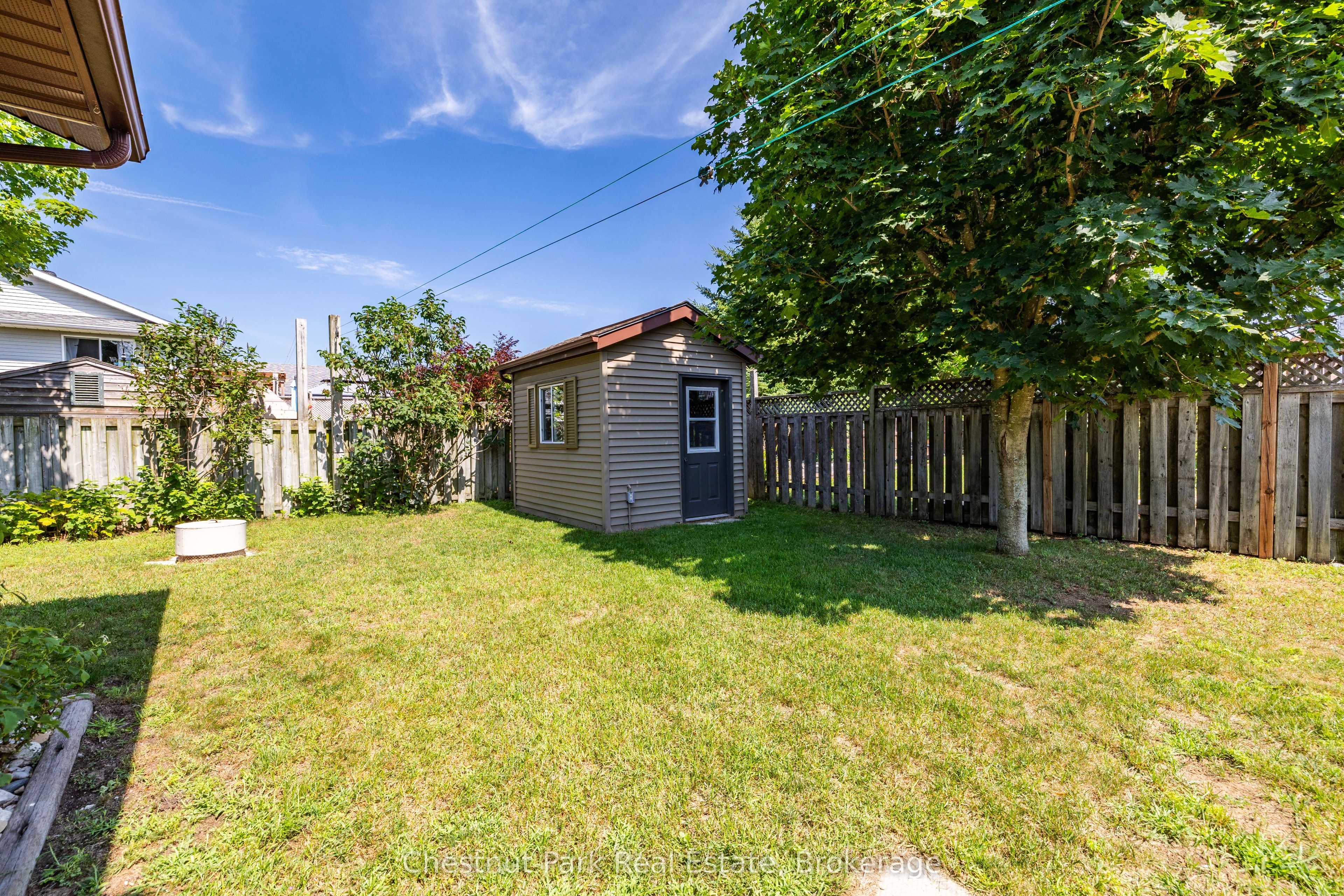 861 Arlington Street Property Photo 34