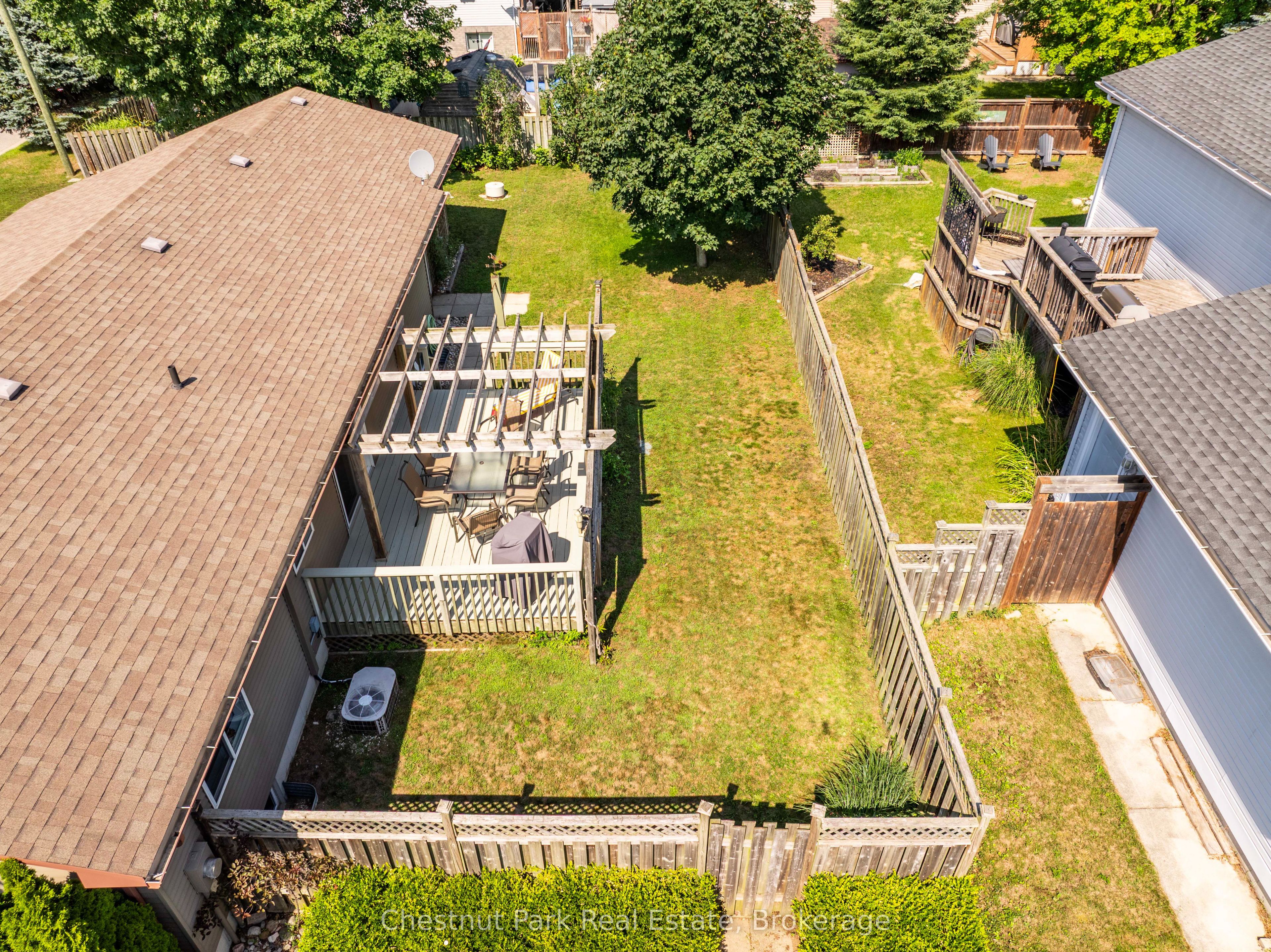 861 Arlington Street Property Photo 36