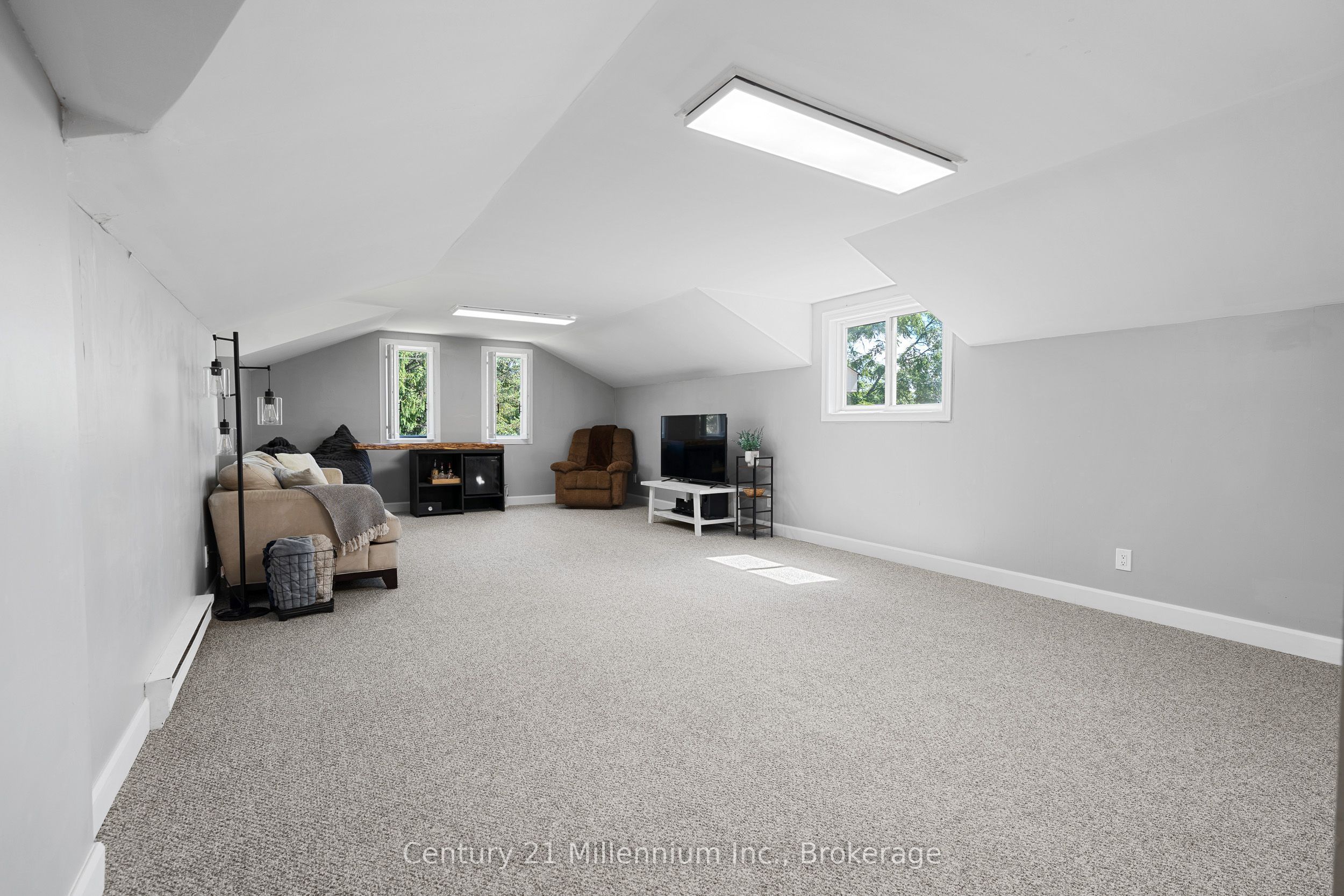 101774 Grey 5 Road Property Photo 34