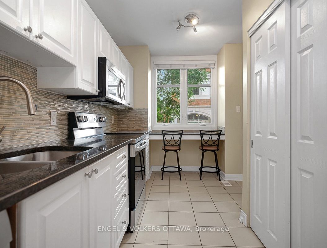 103 Third Avenue A Property Photo 8