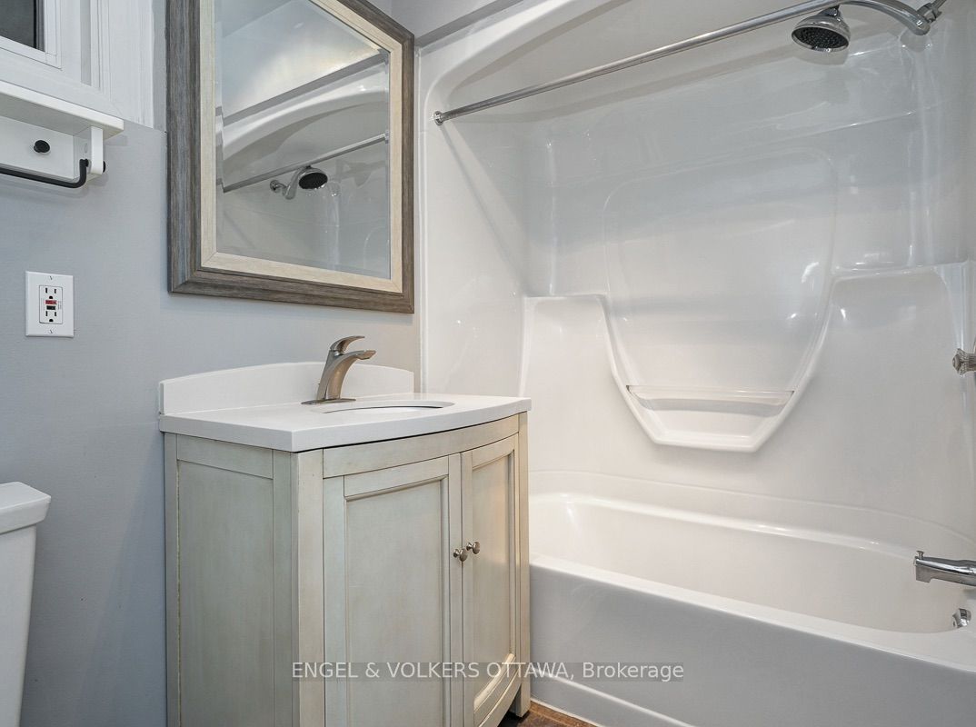 103 Third Avenue A Property Photo 29