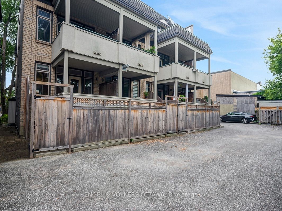 103 Third Avenue A Property Photo 35