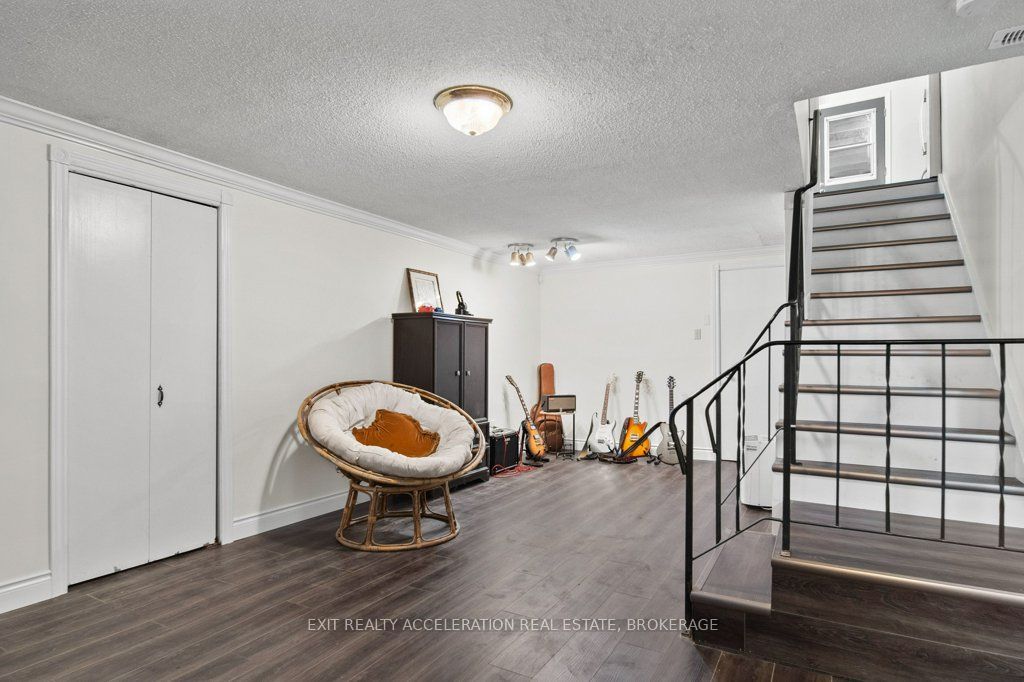 28 Southcrest Drive Property Photo 26