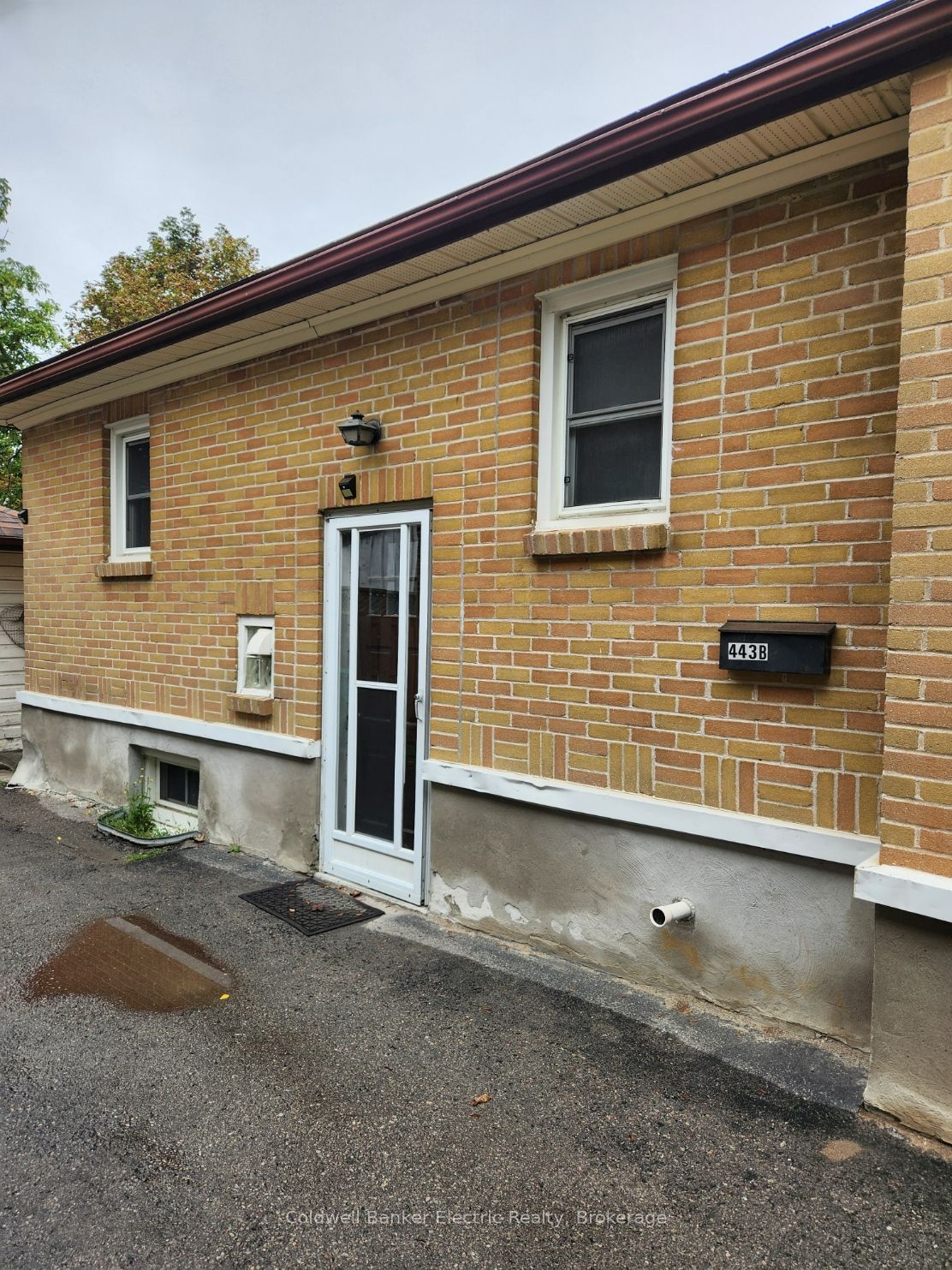 443 Armour Road Property Photo 3