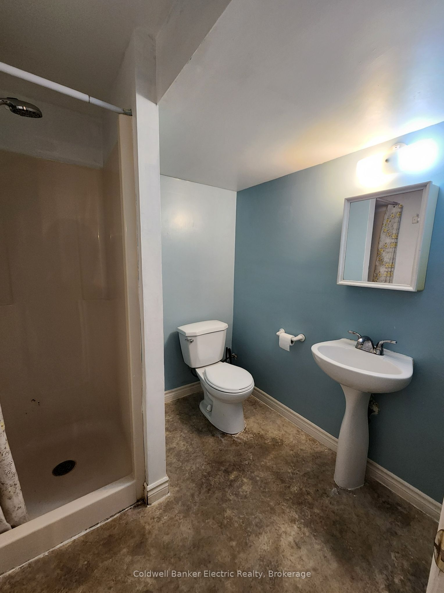 443 Armour Road Property Photo 16