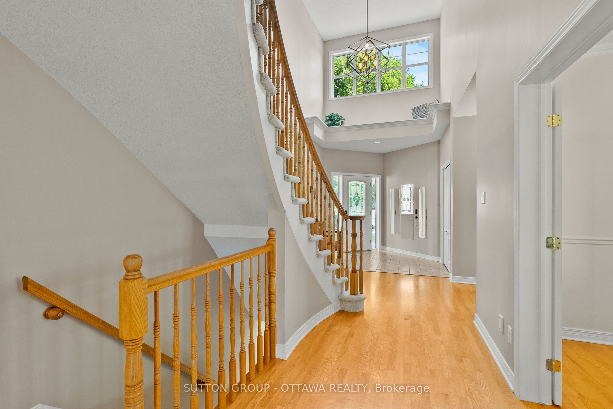 21 Avonmore Crescent Property Photo 3