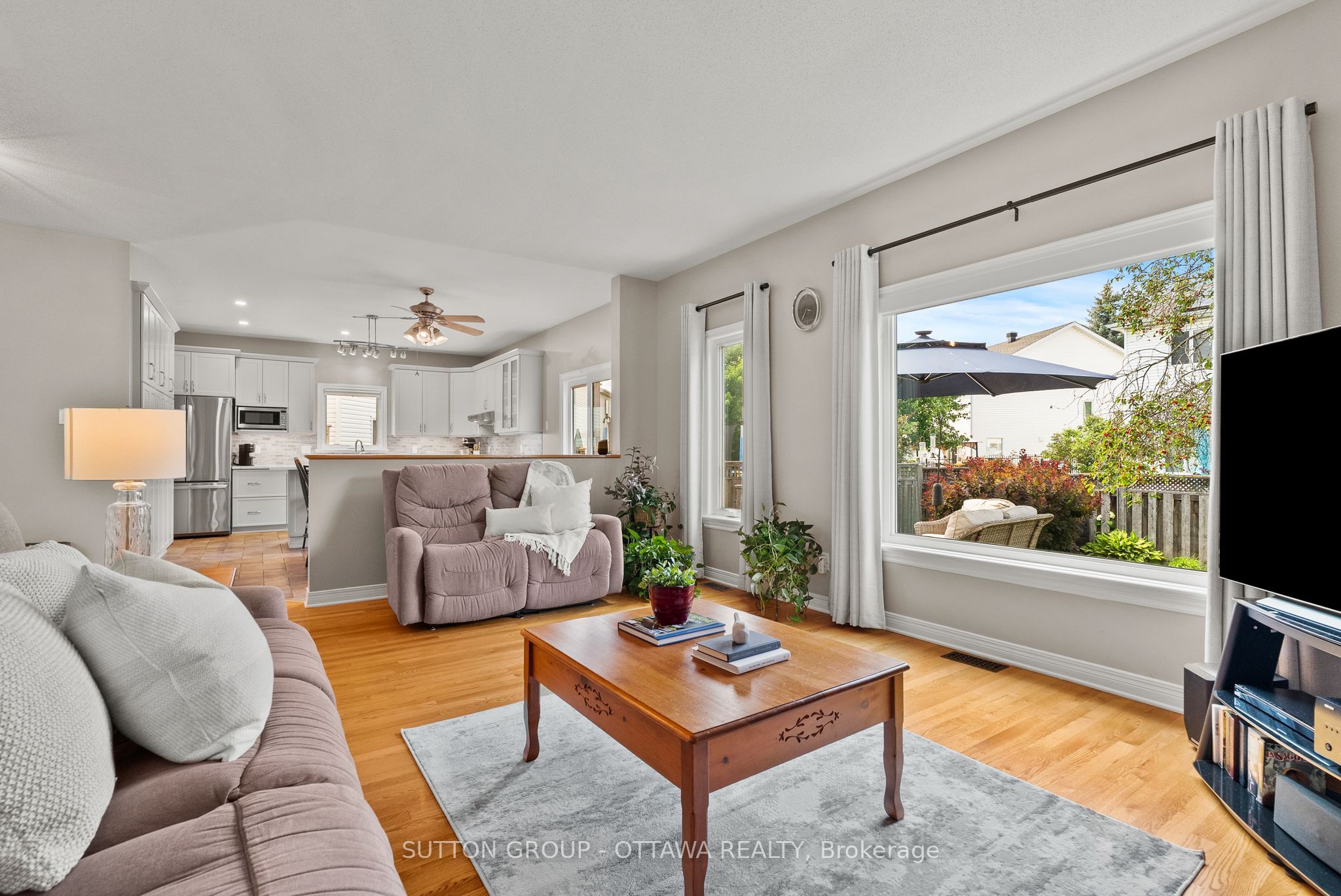 21 Avonmore Crescent Property Photo 8