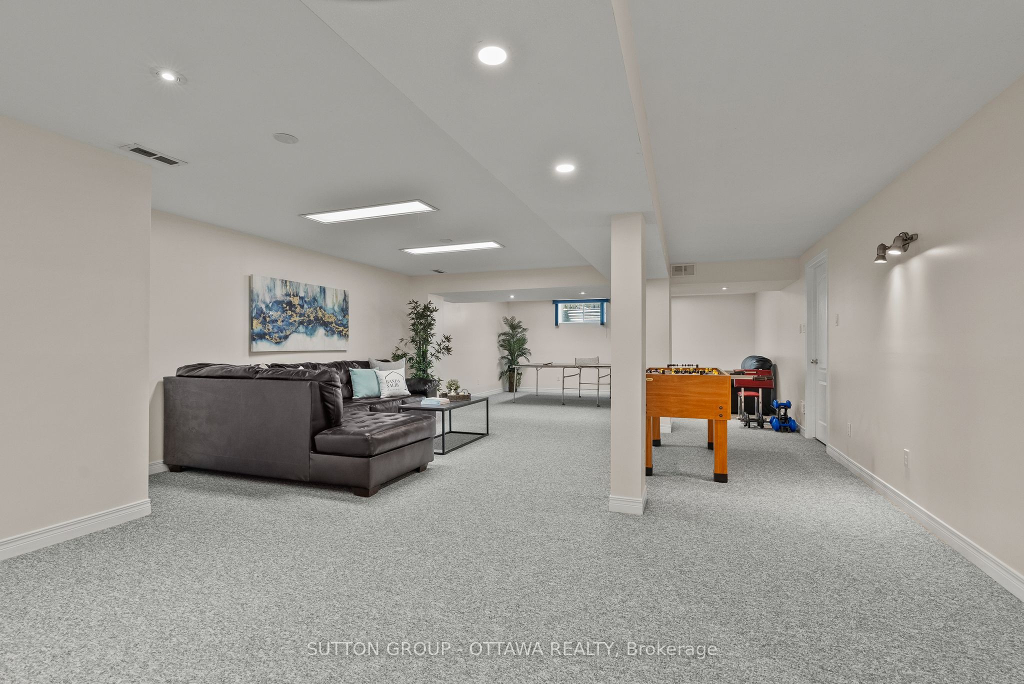 21 Avonmore Crescent Property Photo 37