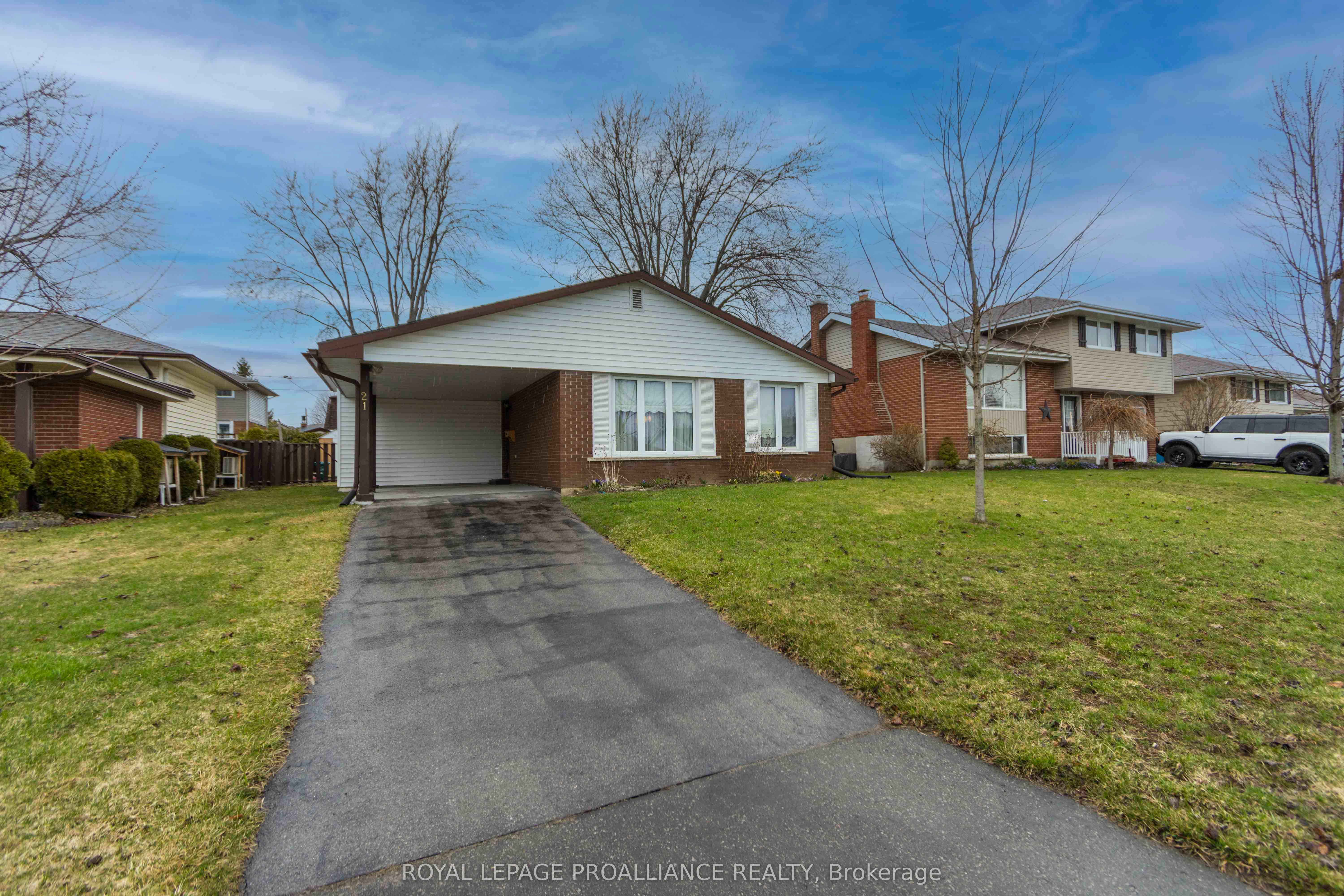 21 Miron Road Property Photo 2