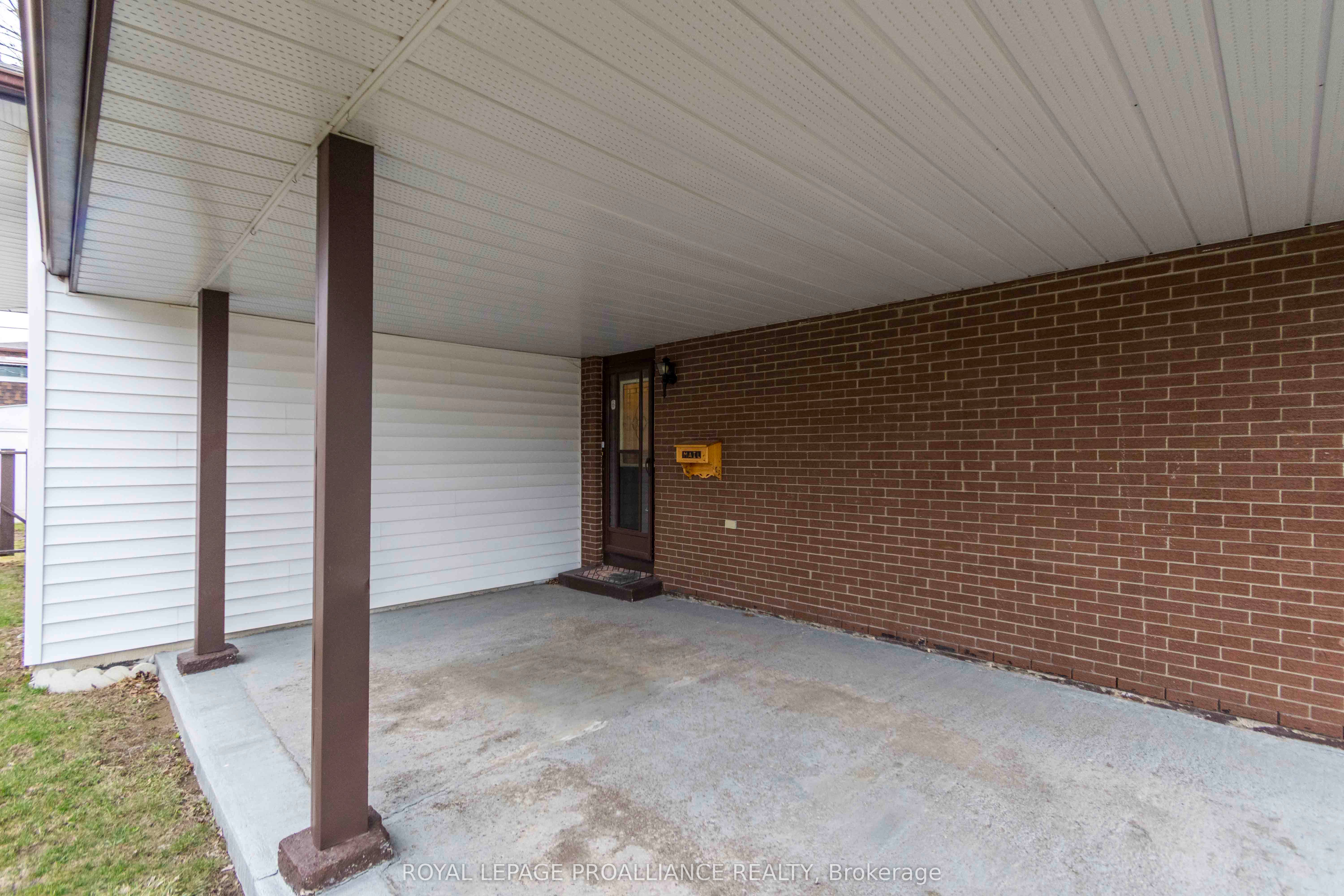 21 Miron Road Property Photo 3