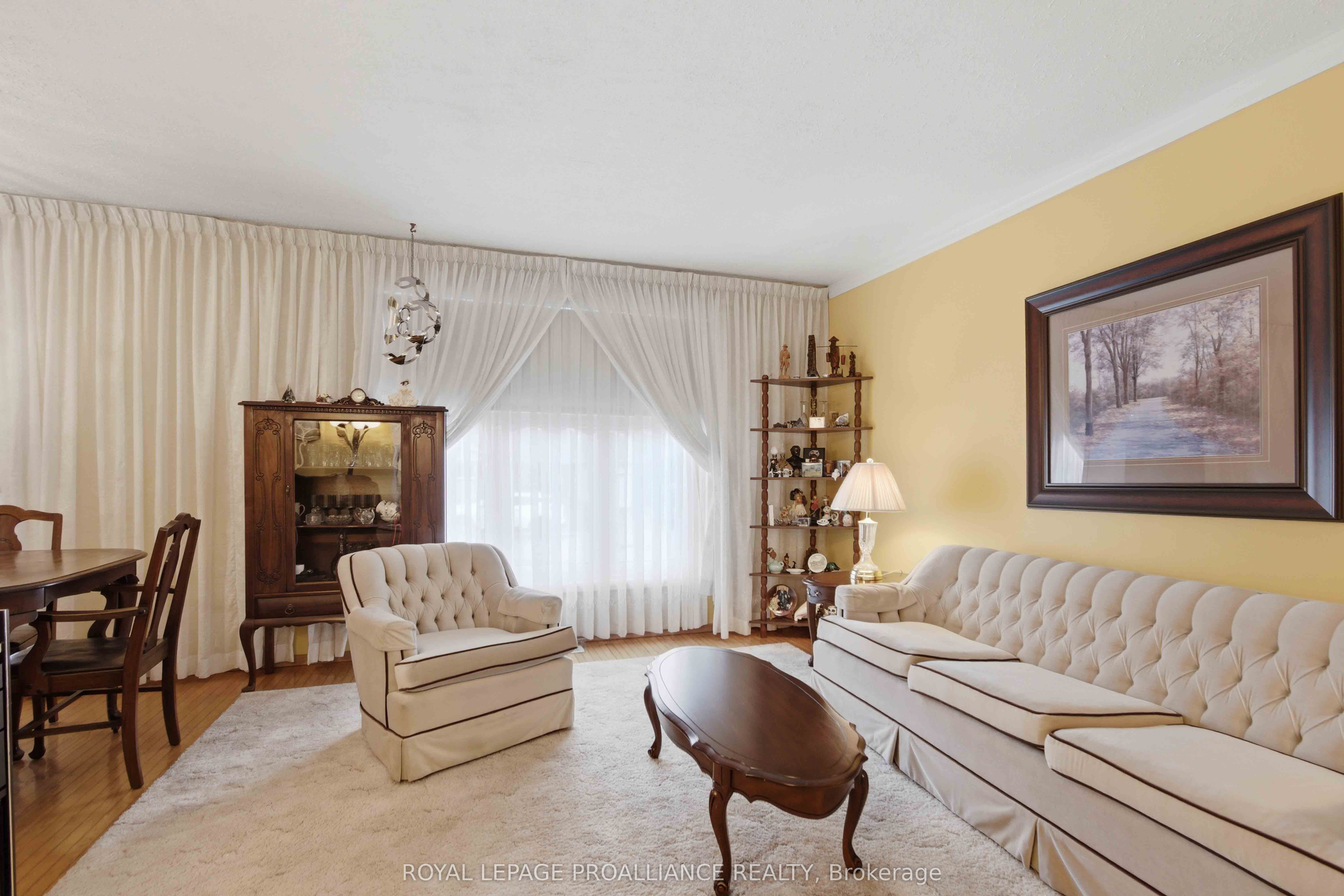 21 Miron Road Property Photo 6