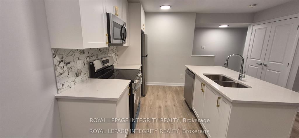 401 Glenroy Gilbert Drive 8 Property Photo 3