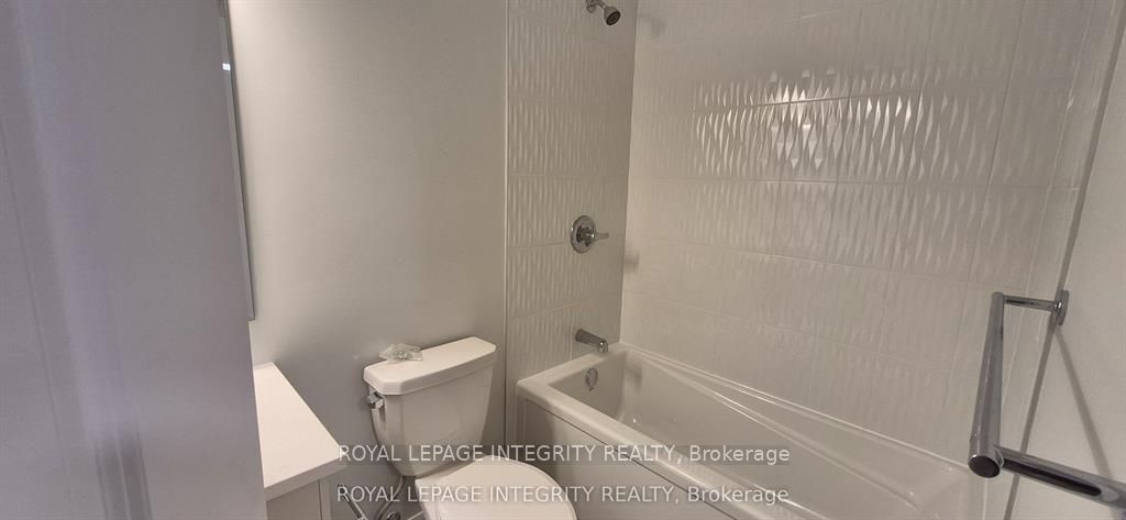 401 Glenroy Gilbert Drive 8 Property Photo 8