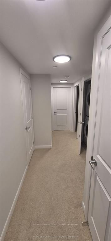 401 Glenroy Gilbert Drive 8 Property Photo 10