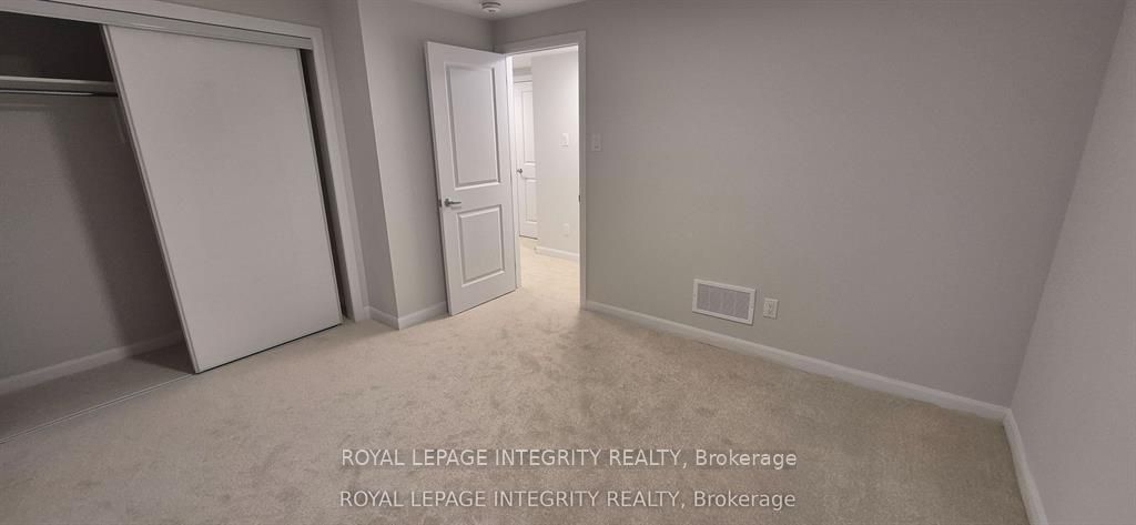 401 Glenroy Gilbert Drive 8 Property Photo 14