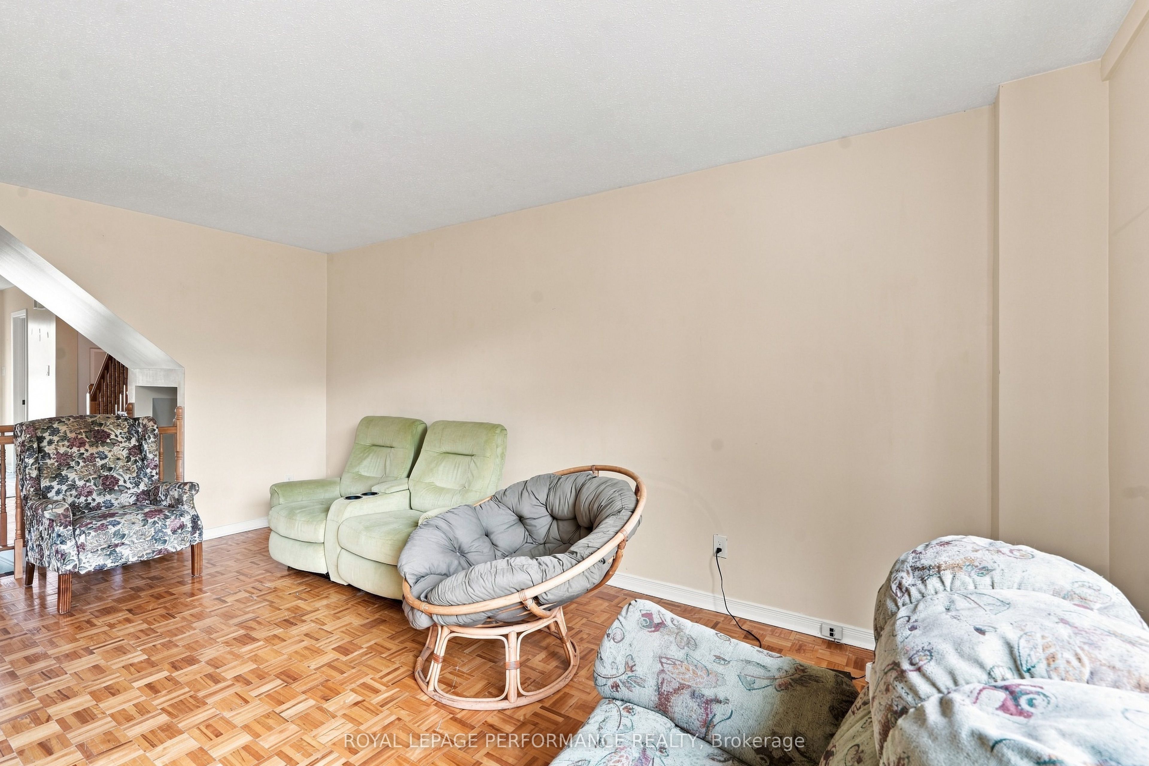 249 Romulus Private 94 Property Photo 6