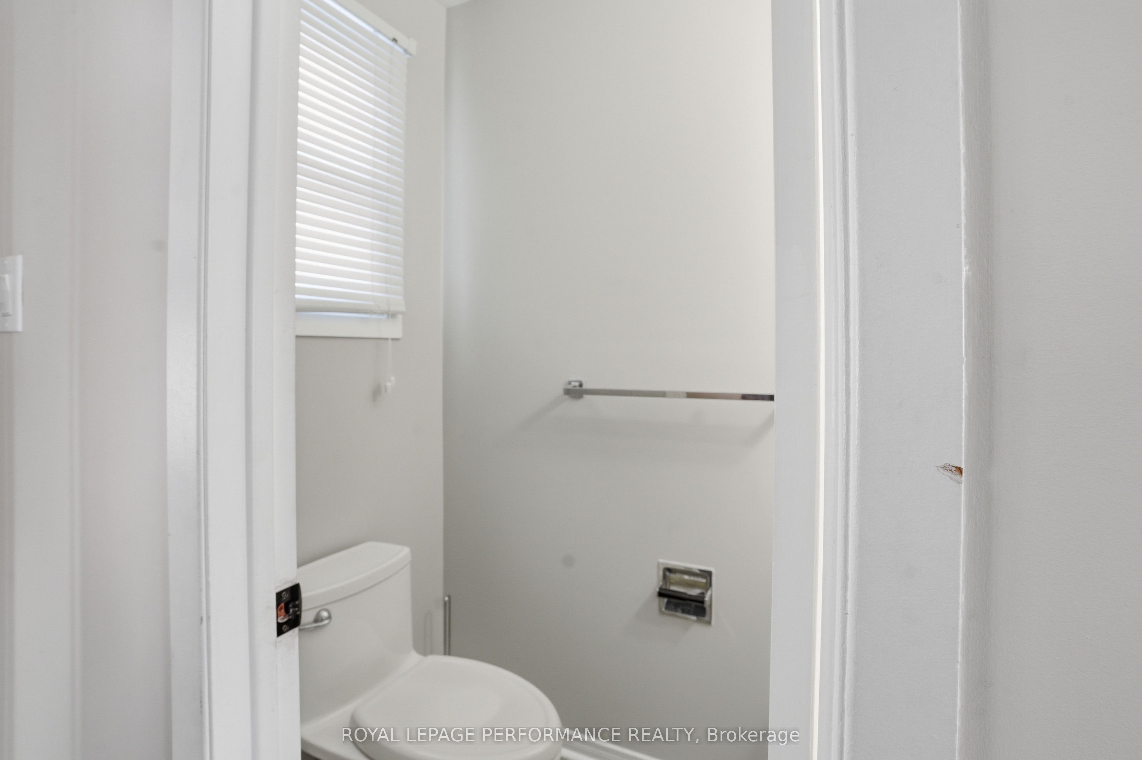 249 Romulus Private 94 Property Photo 16