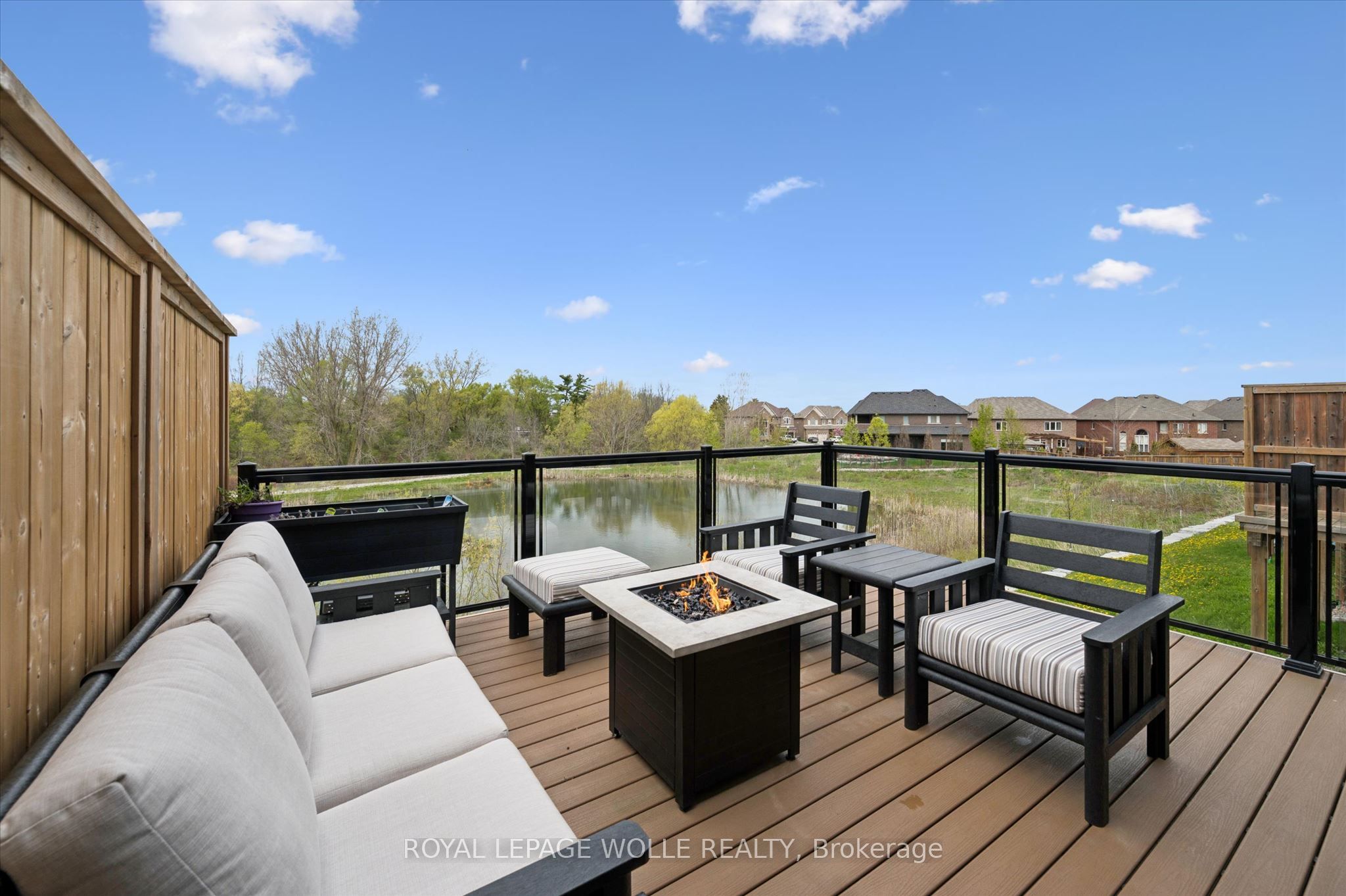 873 Robert Ferrie Drive Property Photo 1