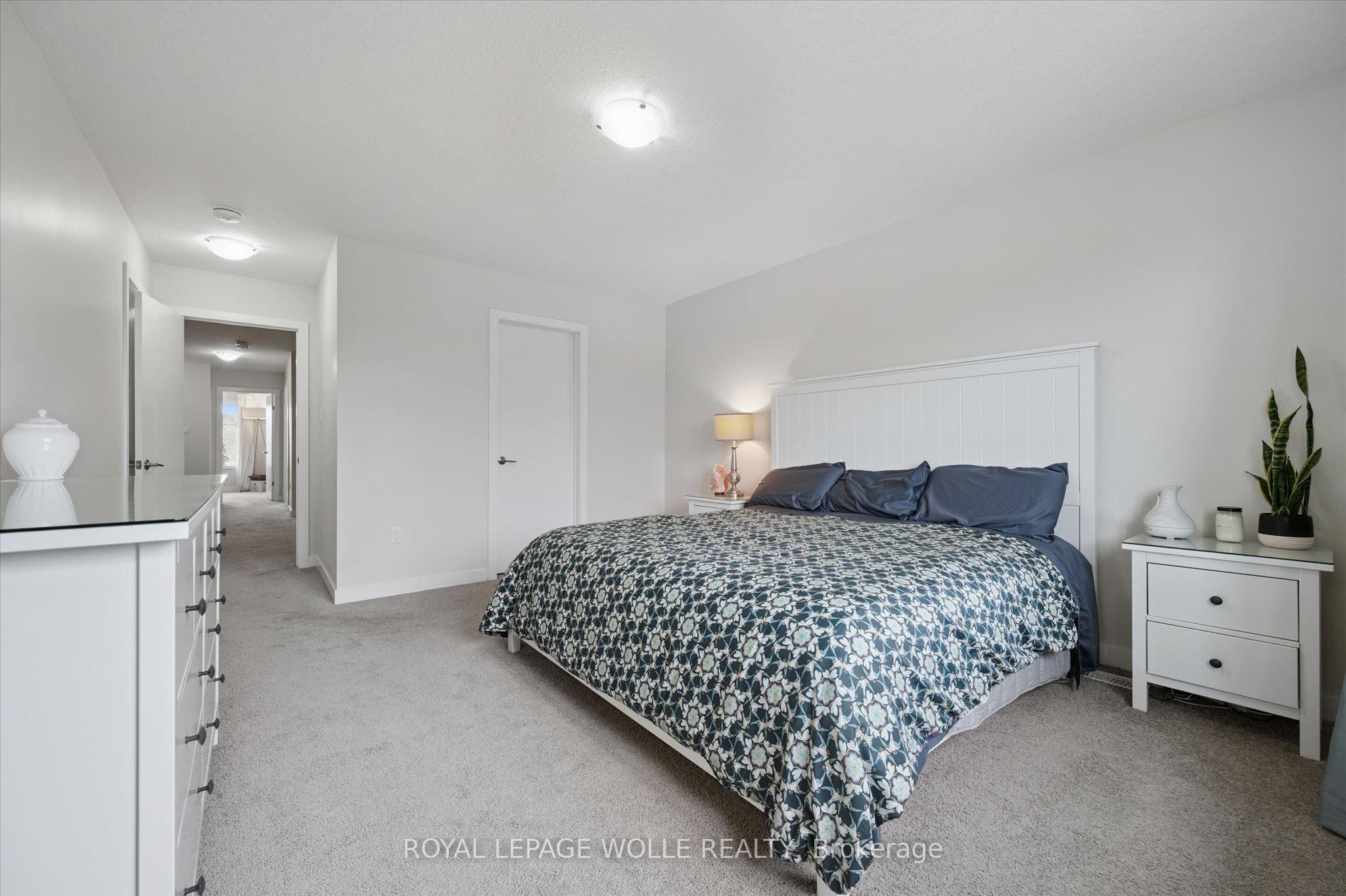 873 Robert Ferrie Drive Property Photo 22