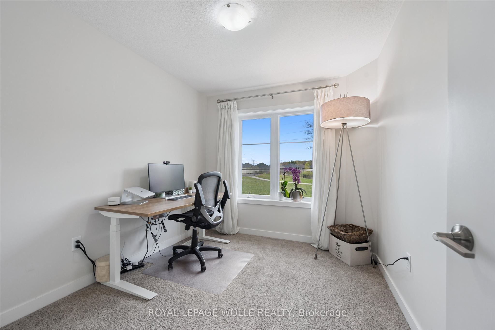 873 Robert Ferrie Drive Property Photo 28