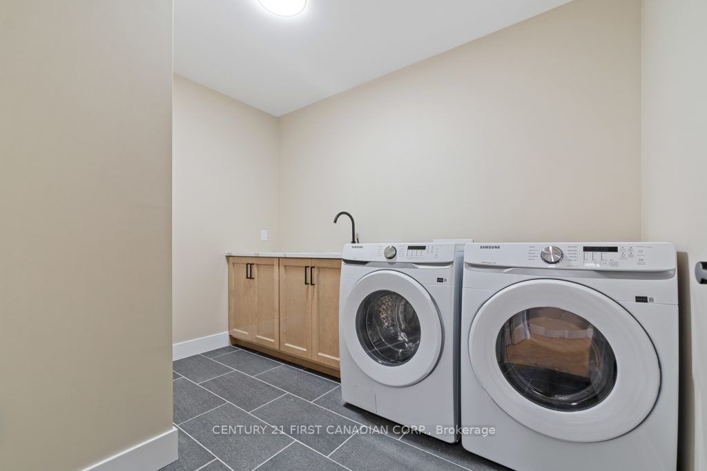 95 Victoria Avenue E Property Photo 15