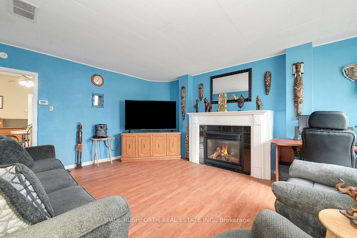 662 Lacroix Road Property Photo 8