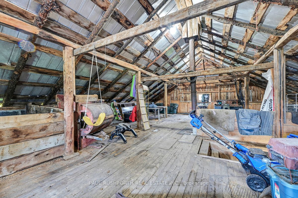 662 Lacroix Road Property Photo 28