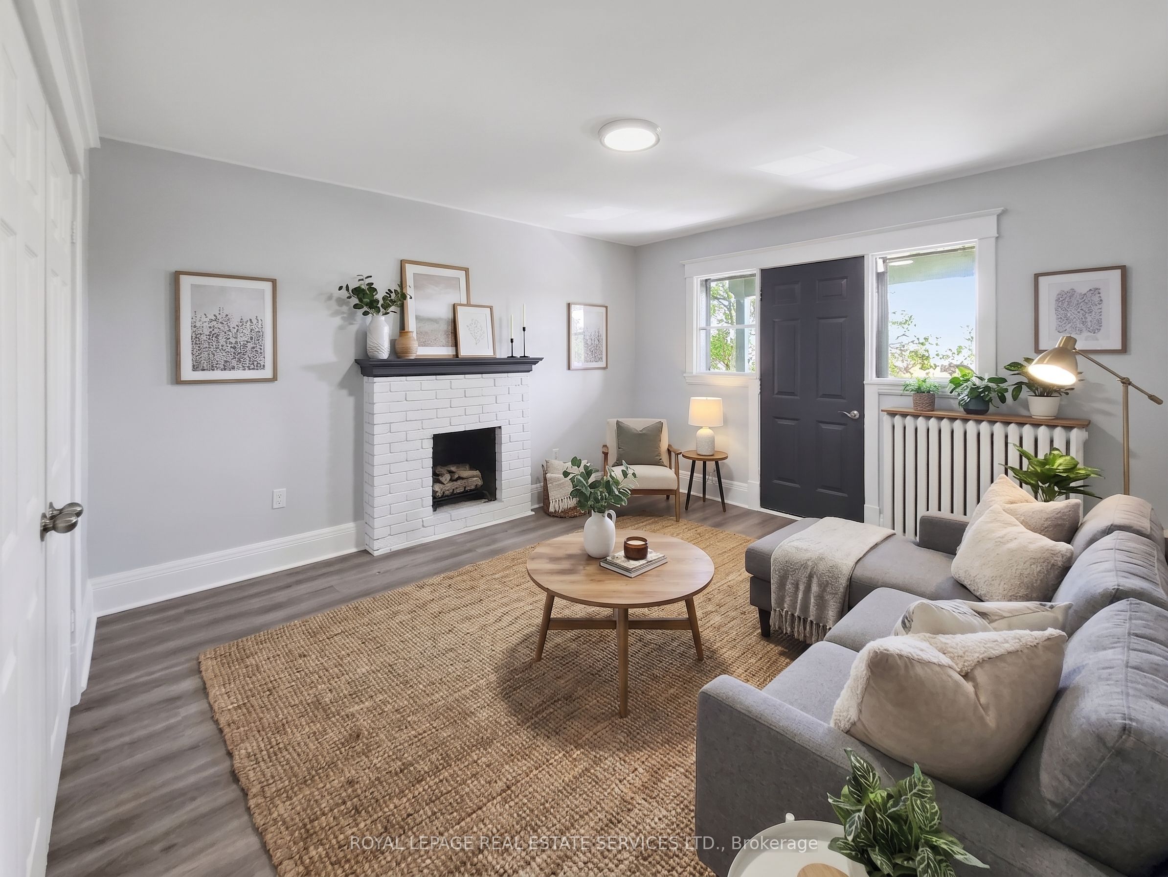 8 Ottawa Street N 6 Property Photo 1
