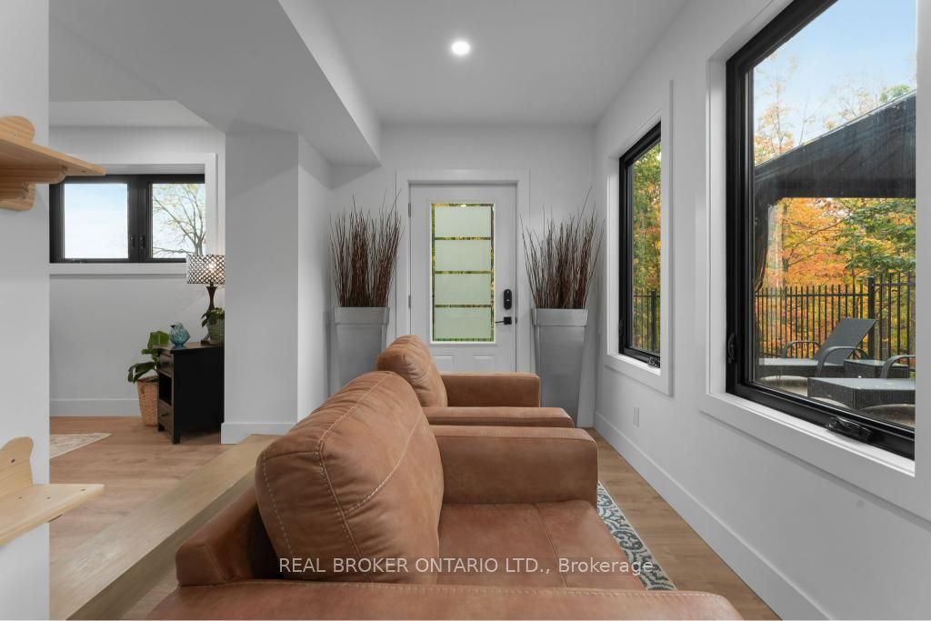 3169 King Street Property Photo 34
