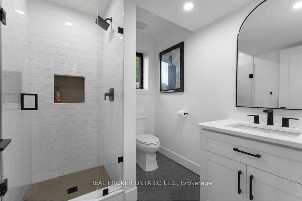 3169 King Street Property Photo 35