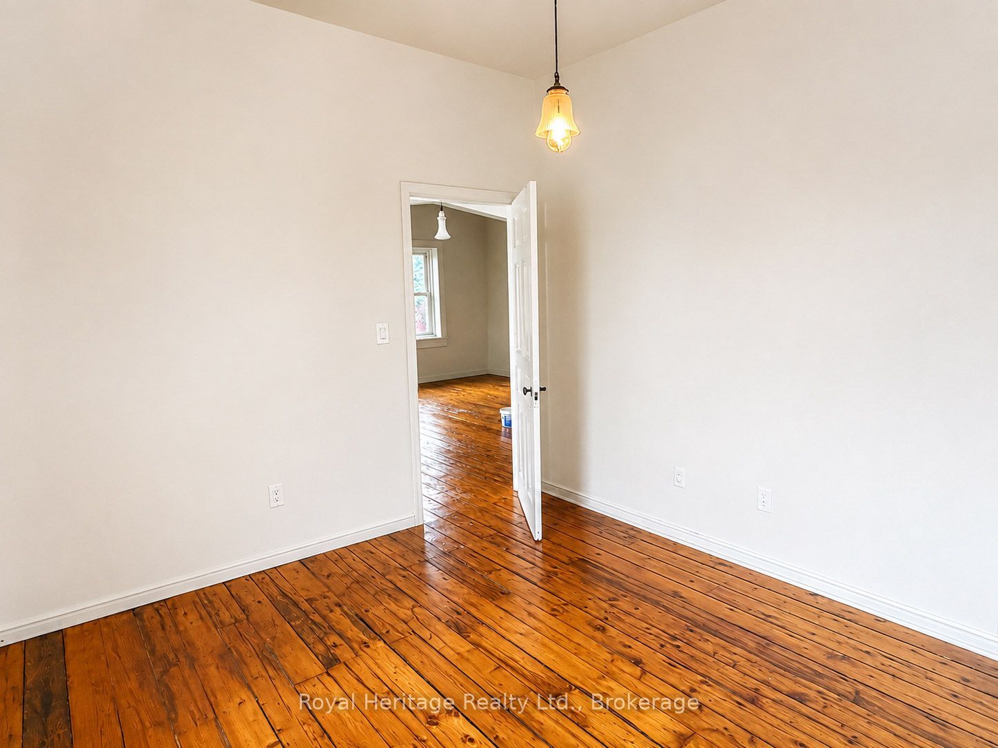 6 Willard Street Property Photo 10