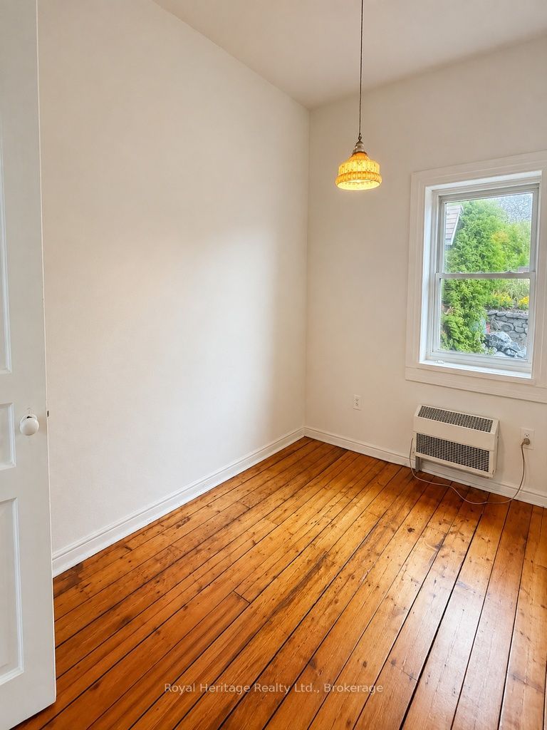 6 Willard Street Property Photo 15