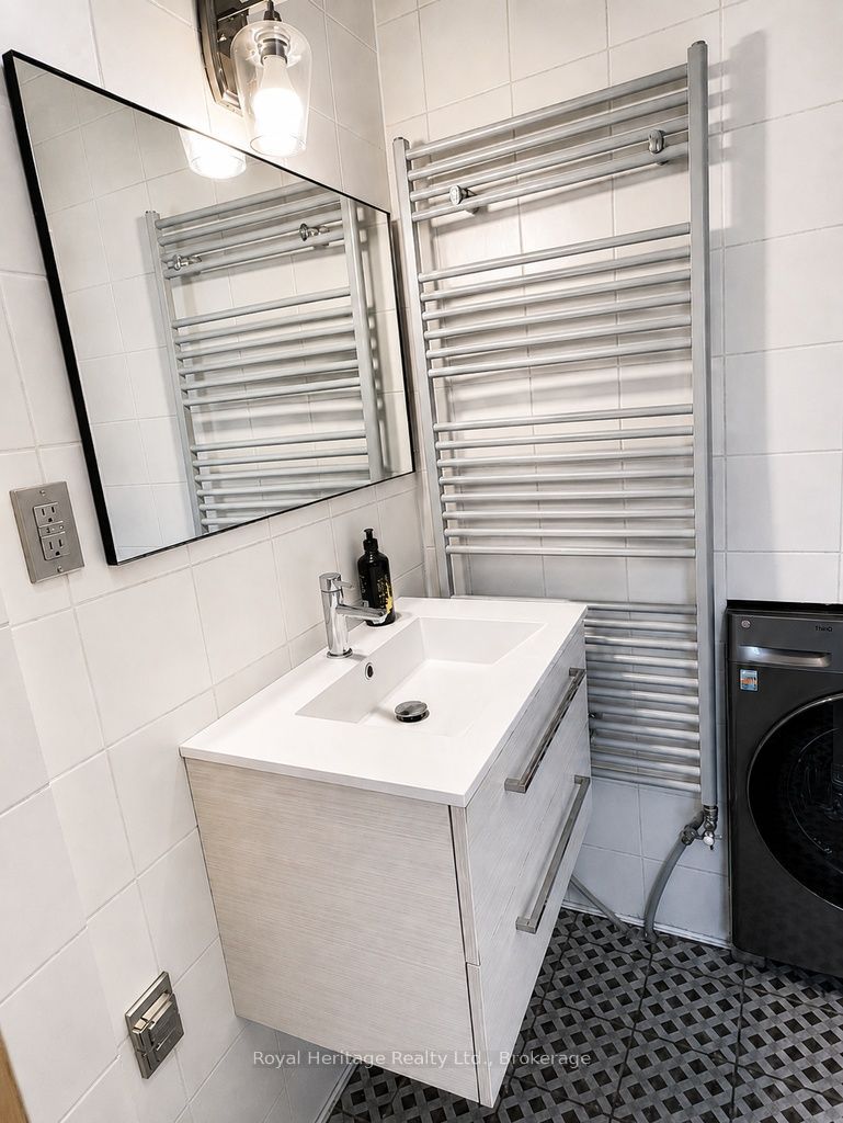 6 Willard Street Property Photo 23