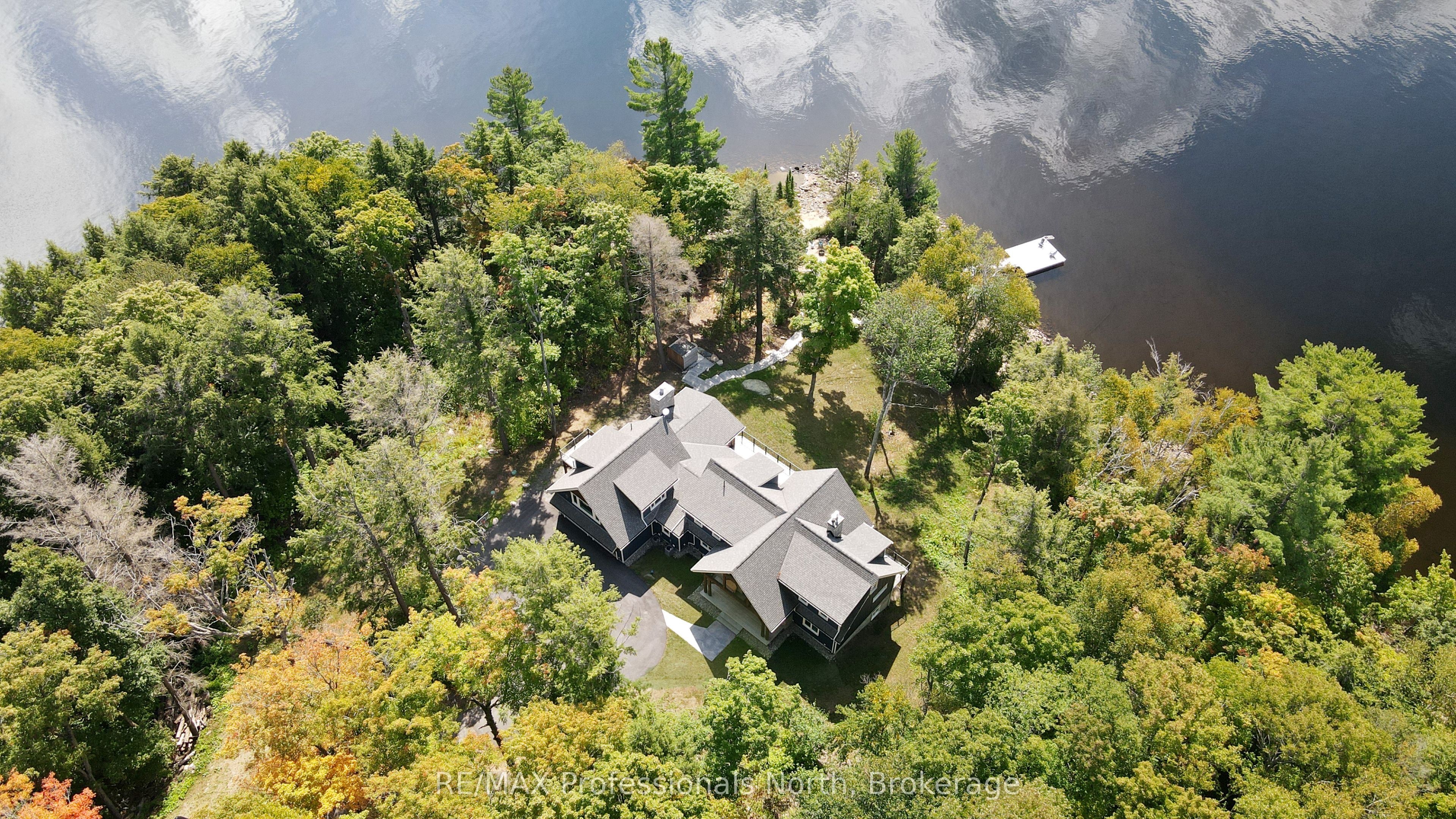1394 Flatwater Cove Trail Property Photo 5