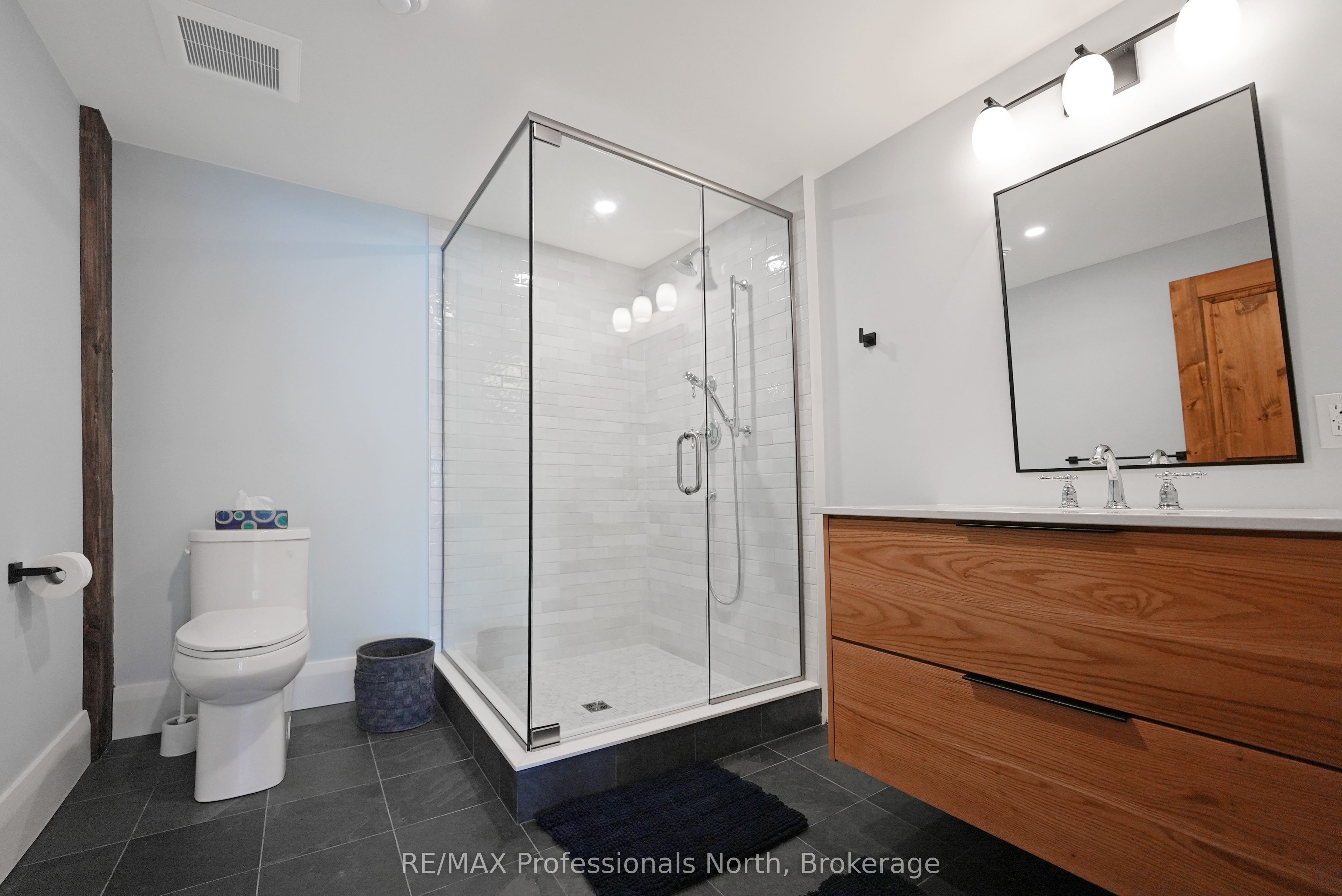 1394 Flatwater Cove Trail Property Photo 24