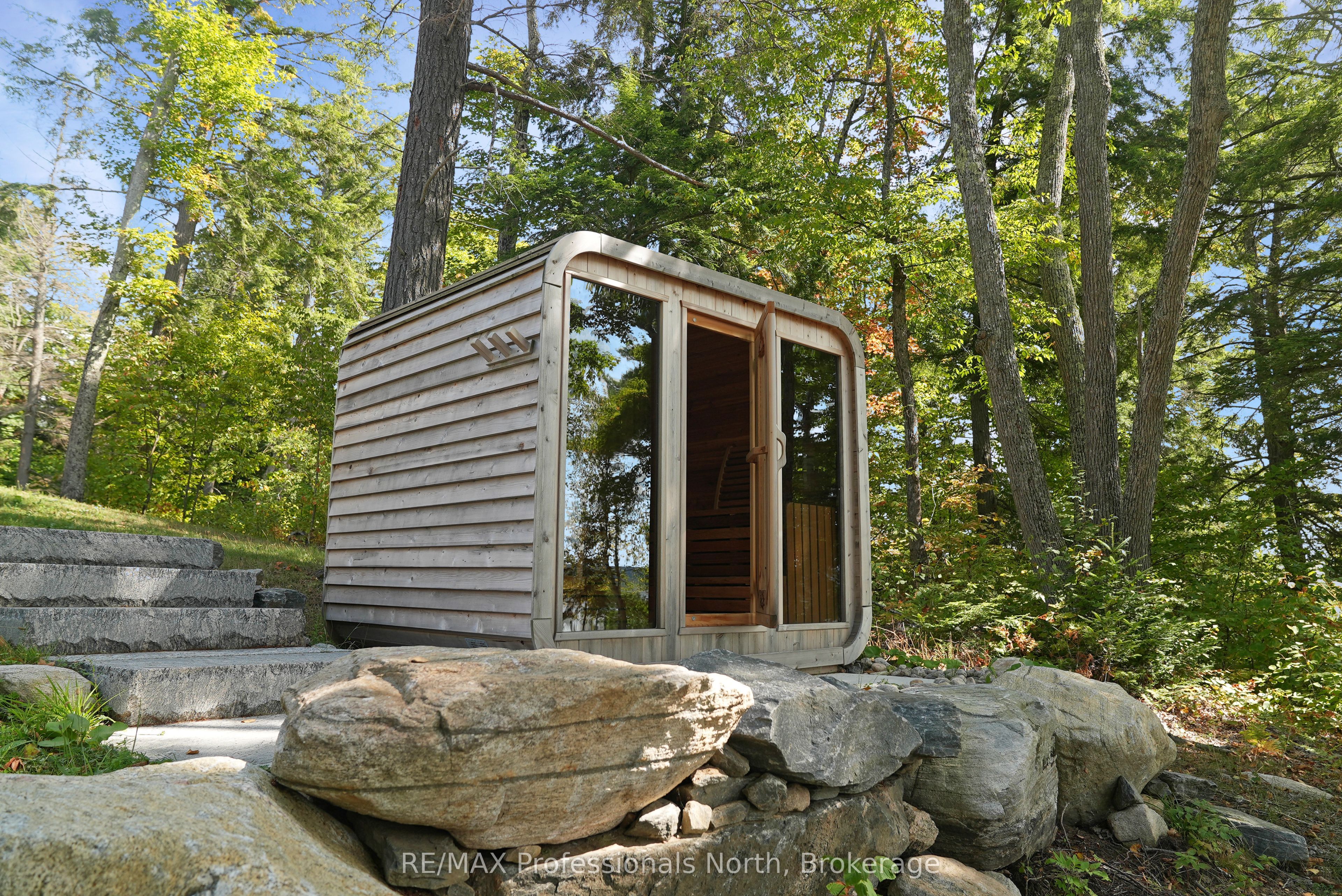 1394 Flatwater Cove Trail Property Photo 44
