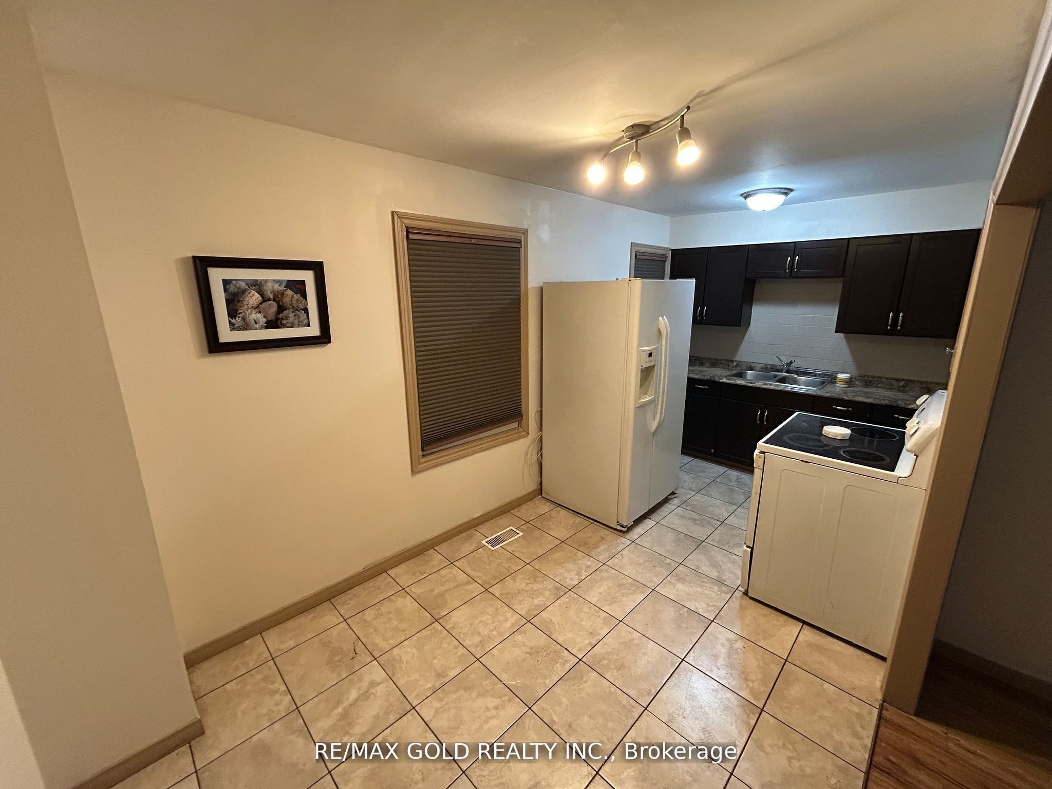 1315 Partington Avenue Property Photo 4