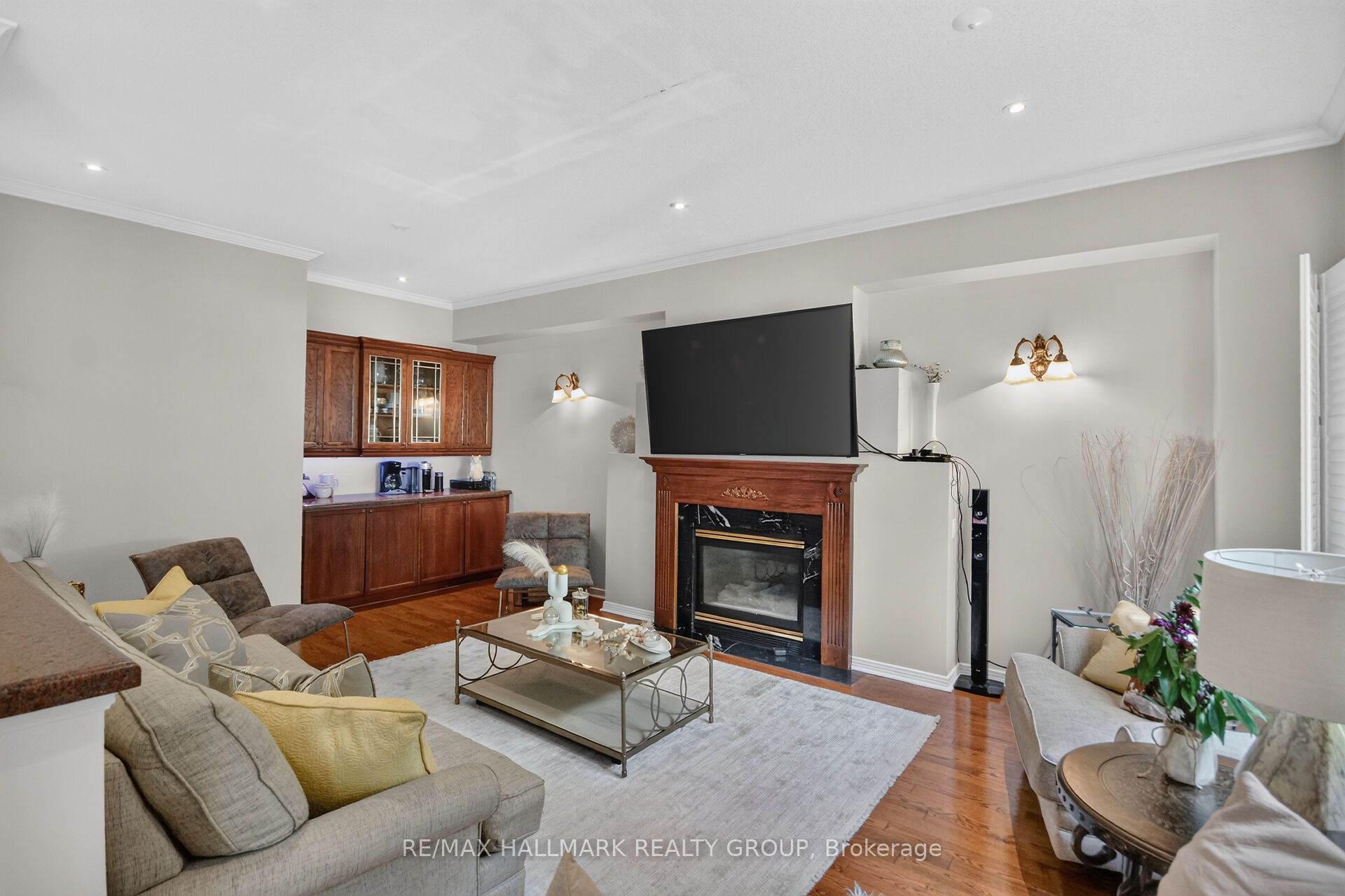 11 Taj Court Property Photo 20