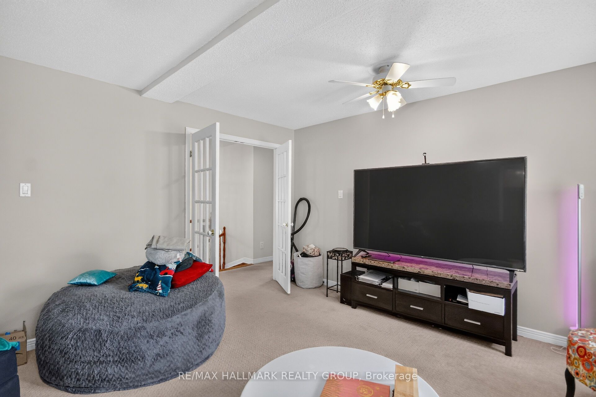 11 Taj Court Property Photo 36