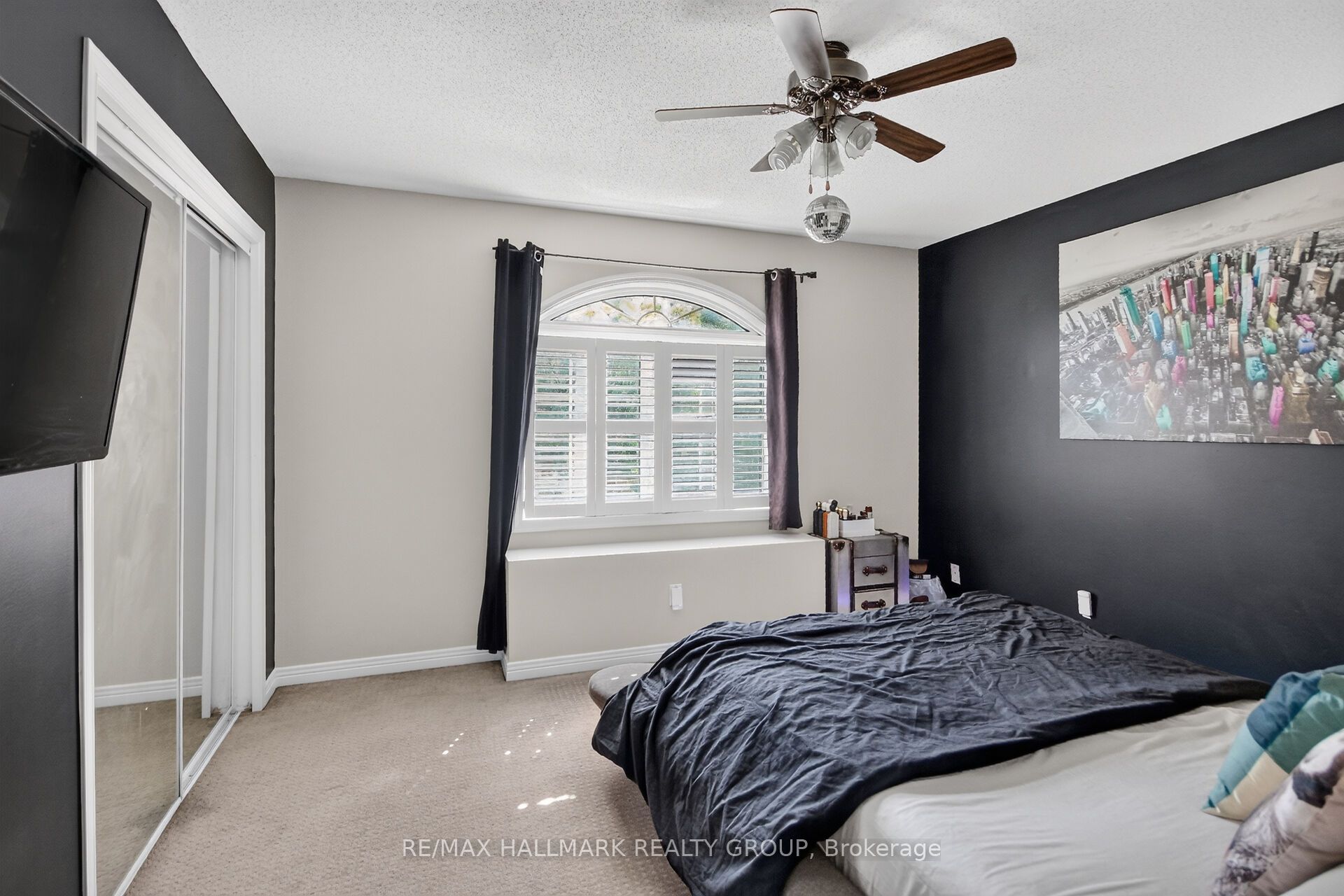 11 Taj Court Property Photo 37