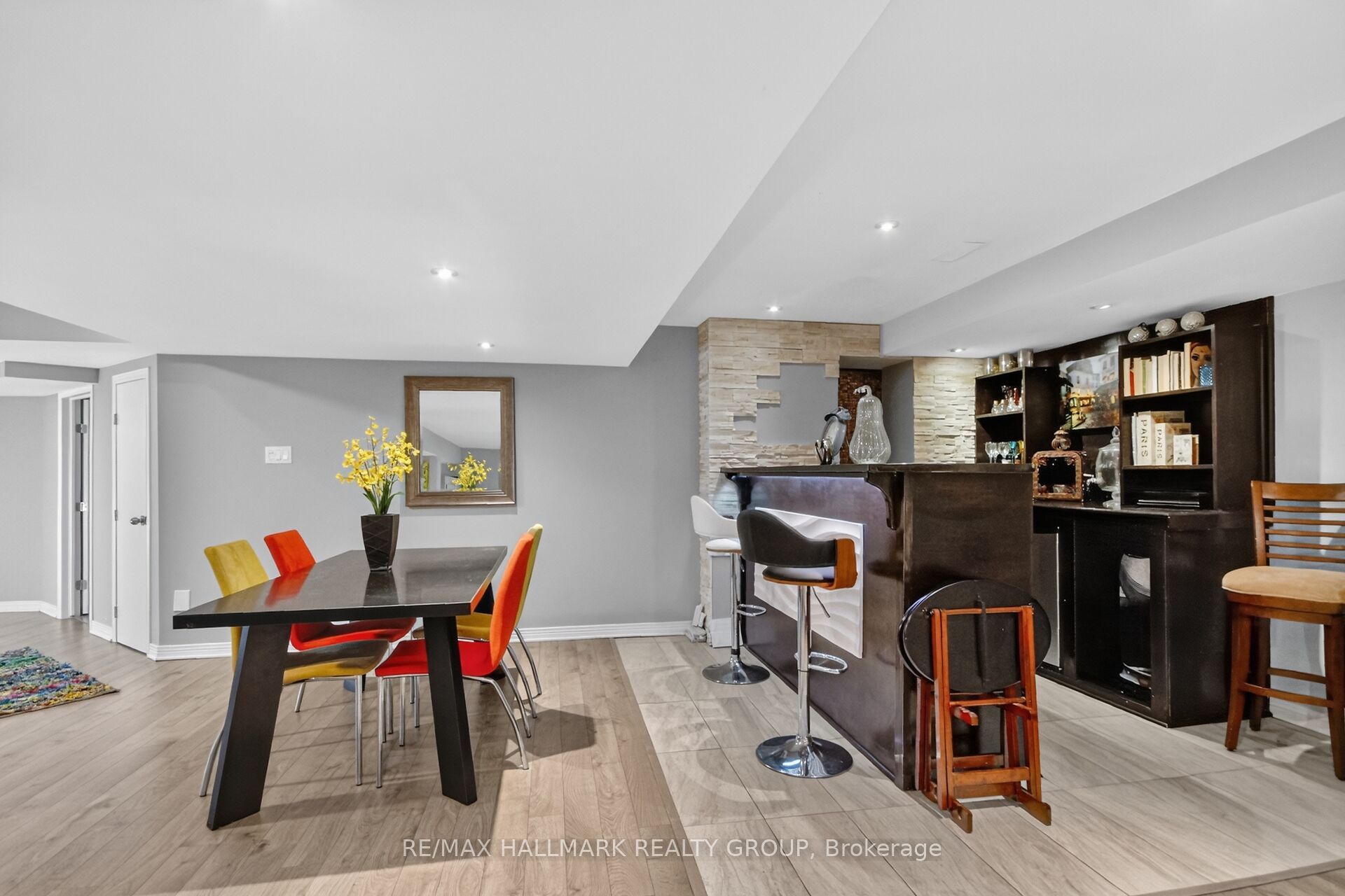 11 Taj Court Property Photo 40