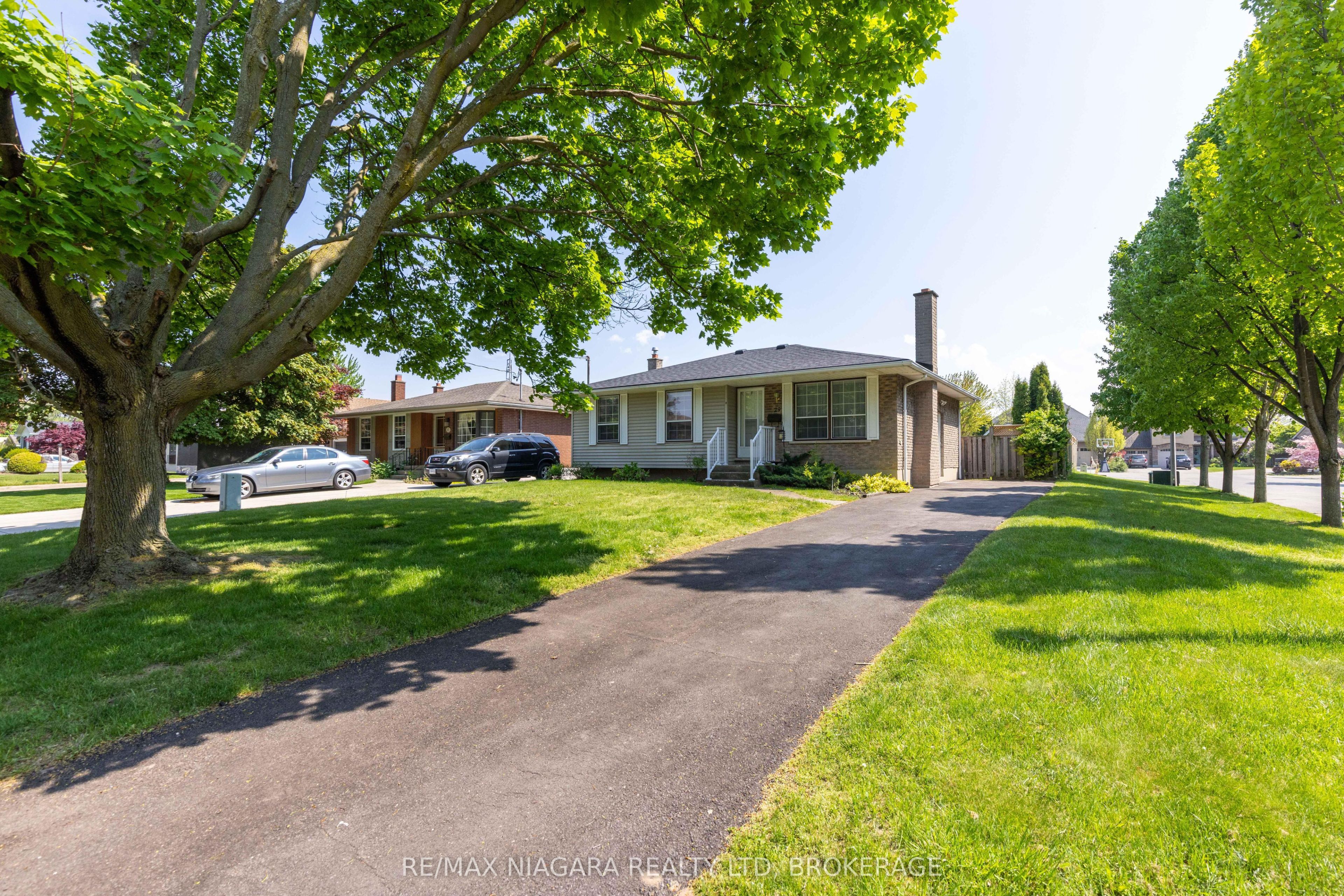 29 Granada Drive Property Photo 1