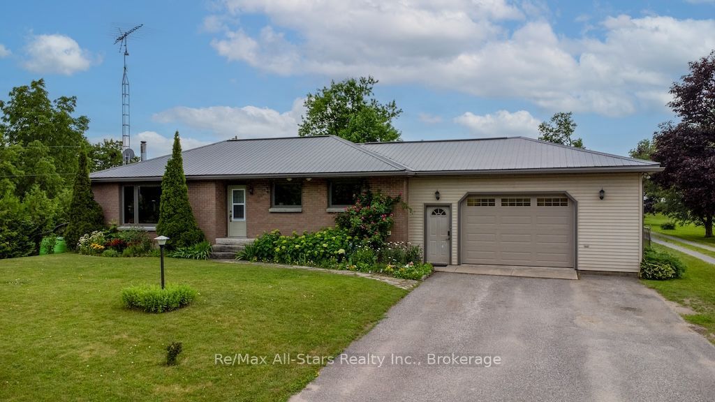 1571 Elm Tree Road Property Photo 1