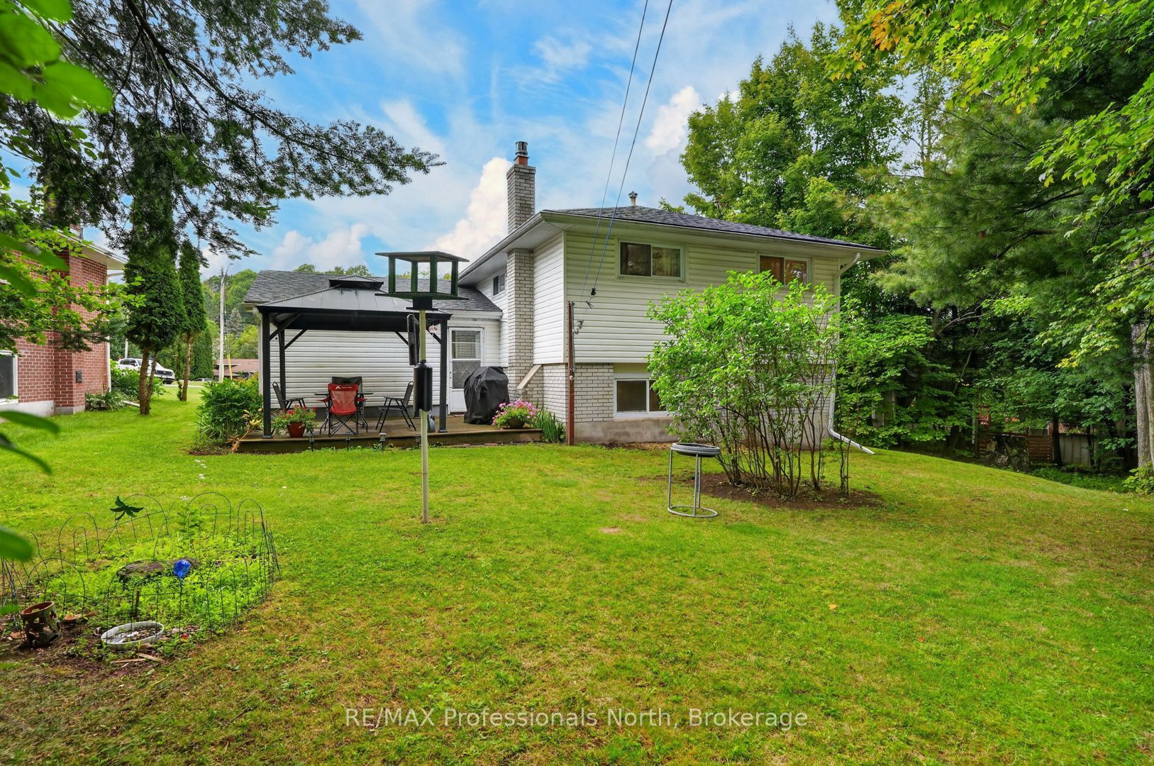 12 Anthony Court Property Photo 5