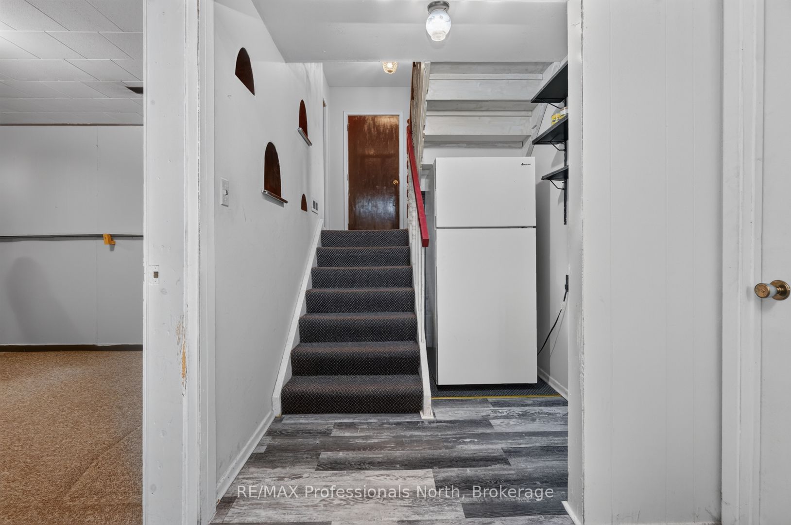 12 Anthony Court Property Photo 28